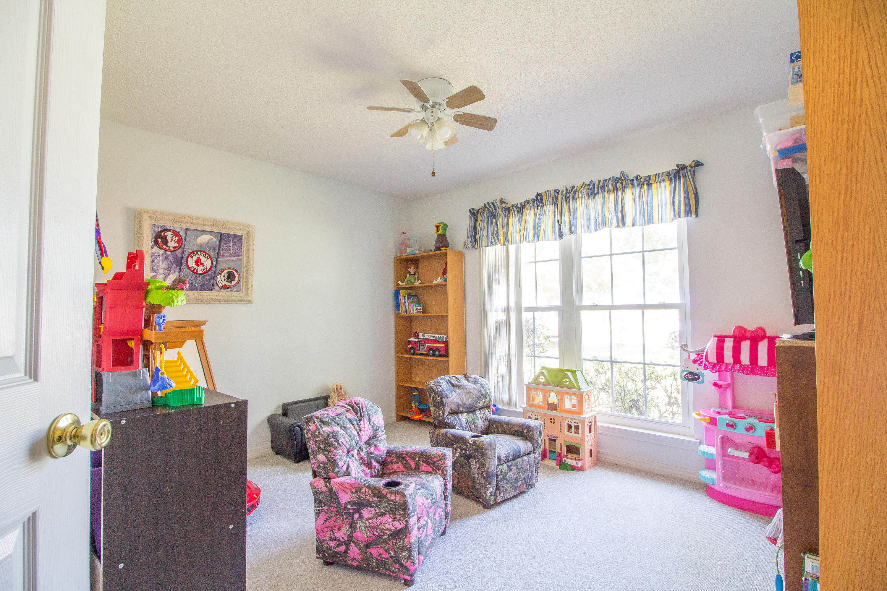 WESTVIEW ESTATES PH 1 - Residential