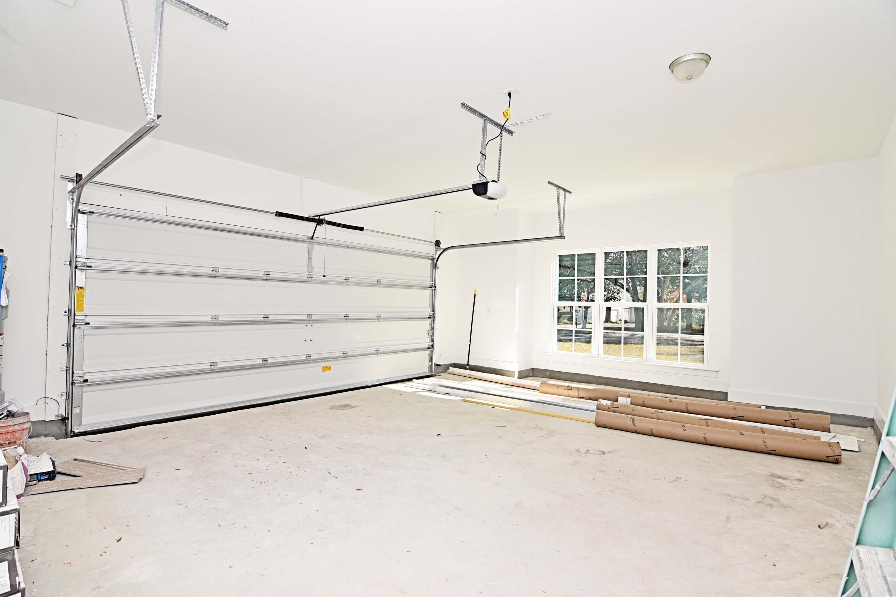 VALPARAISO PINECREST 6 - Residential