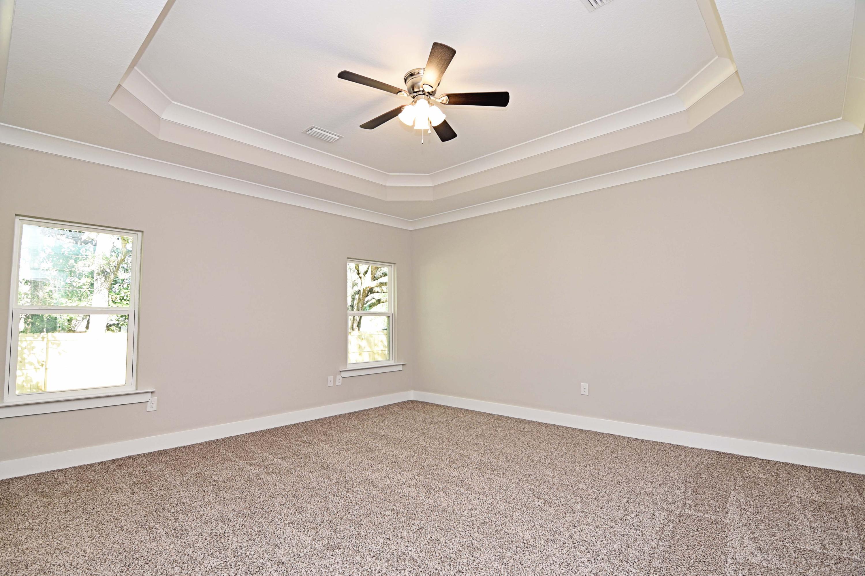 VALPARAISO PINECREST 6 - Residential