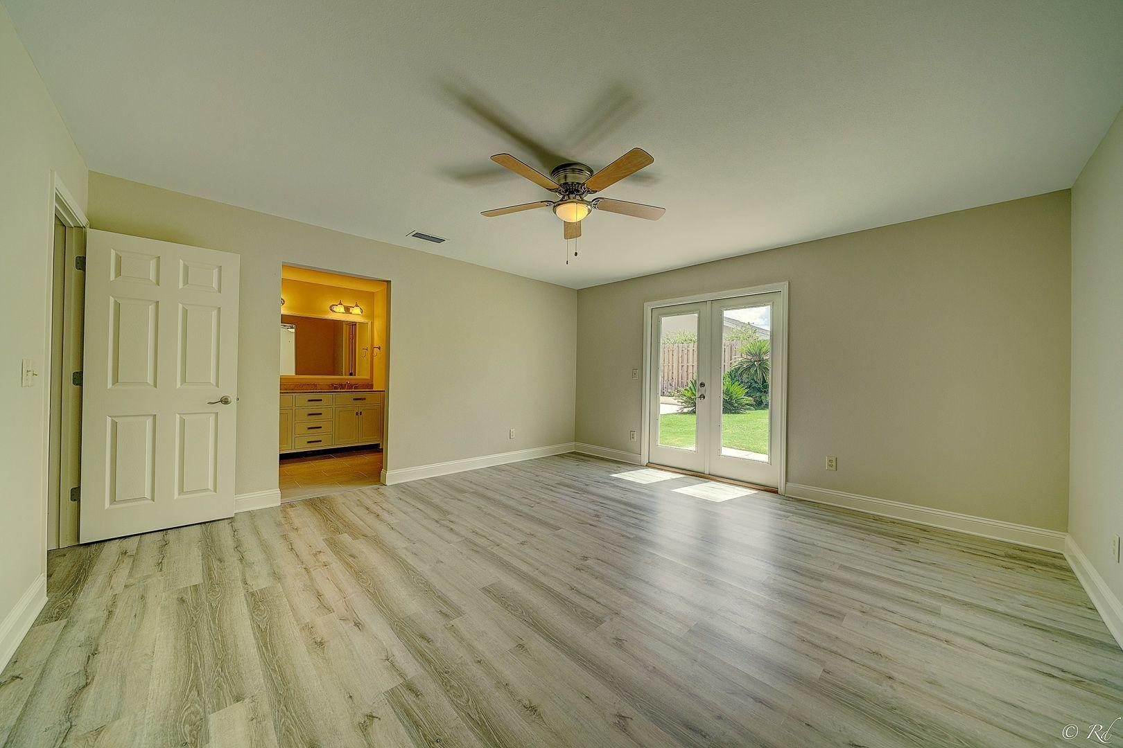 HUNTINGDON ESTATES UNIT 3 - Residential