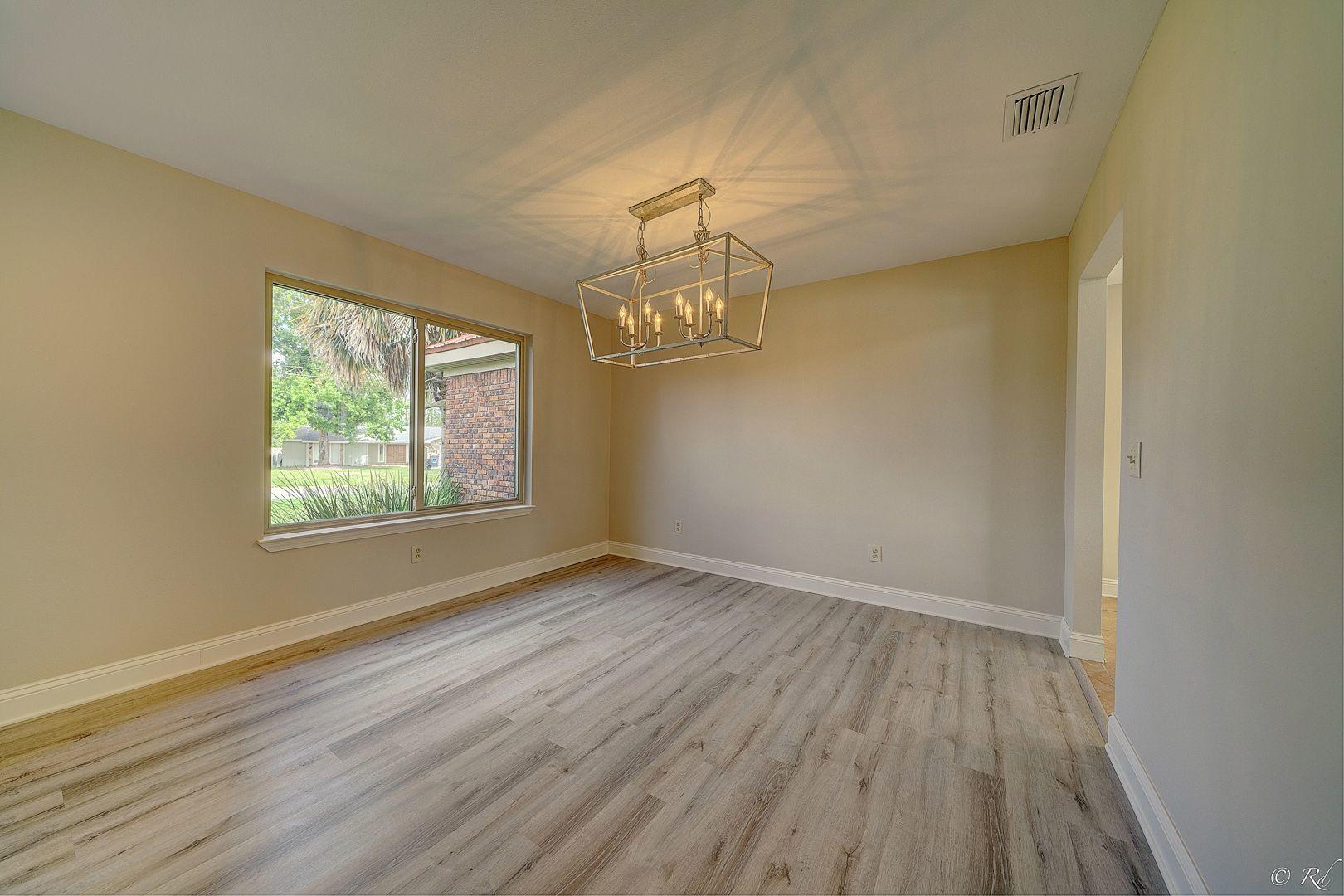 HUNTINGDON ESTATES UNIT 3 - Residential