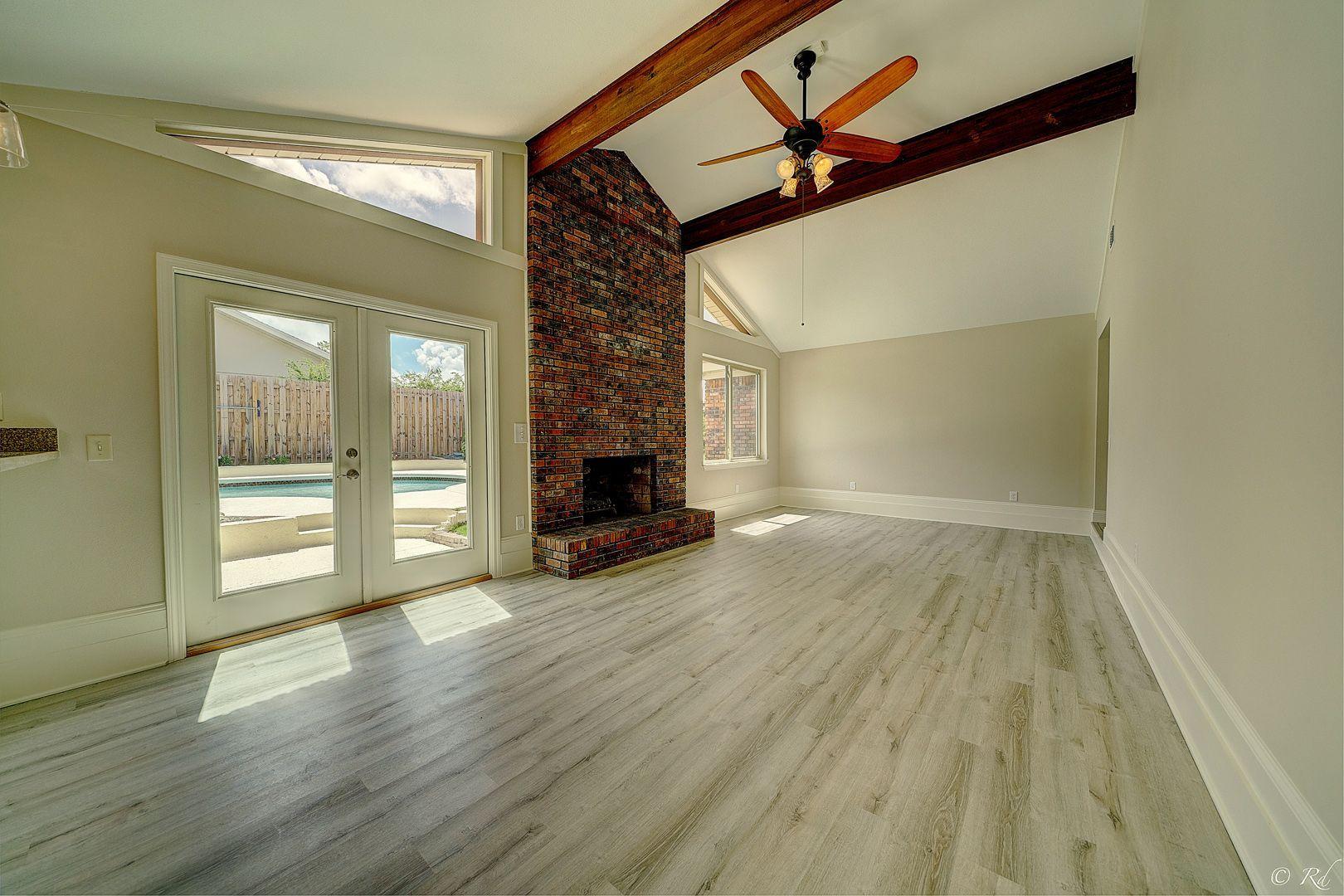 HUNTINGDON ESTATES UNIT 3 - Residential