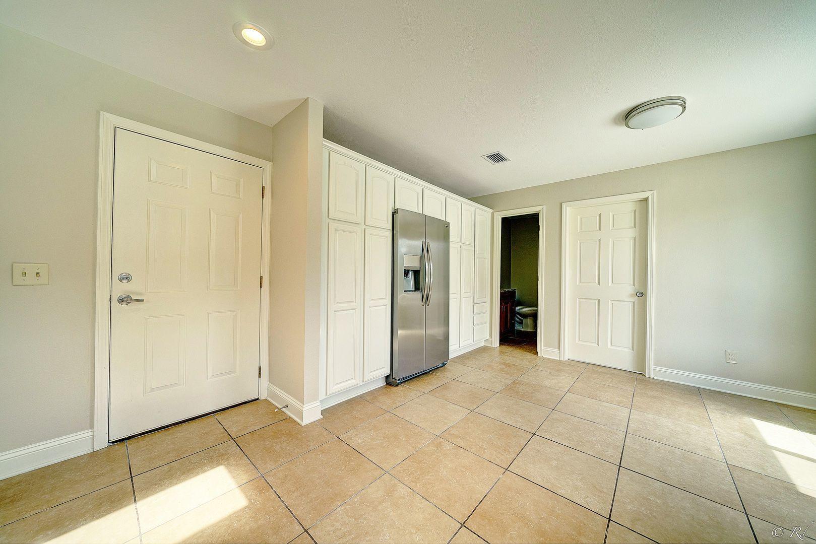 HUNTINGDON ESTATES UNIT 3 - Residential