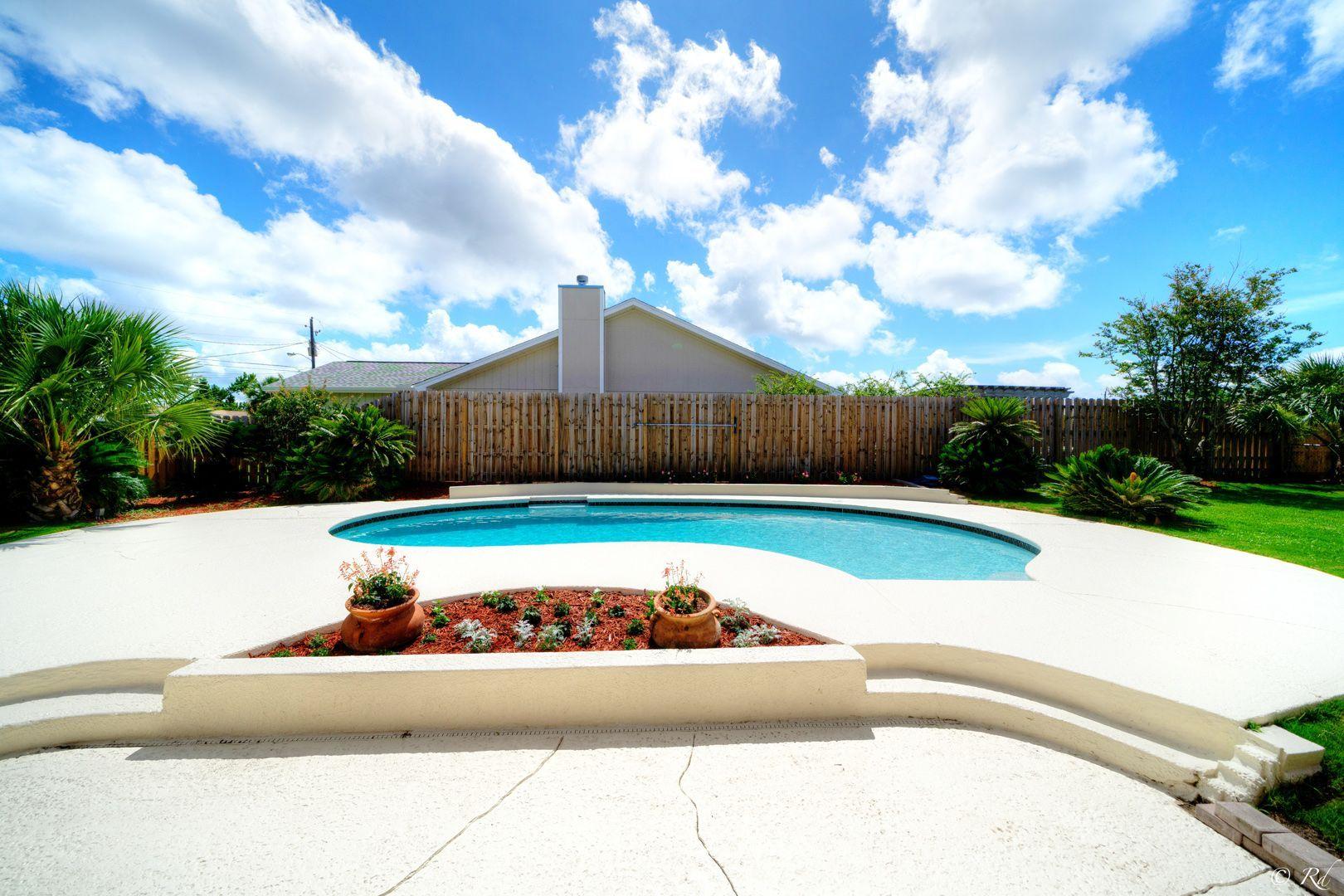 HUNTINGDON ESTATES UNIT 3 - Residential