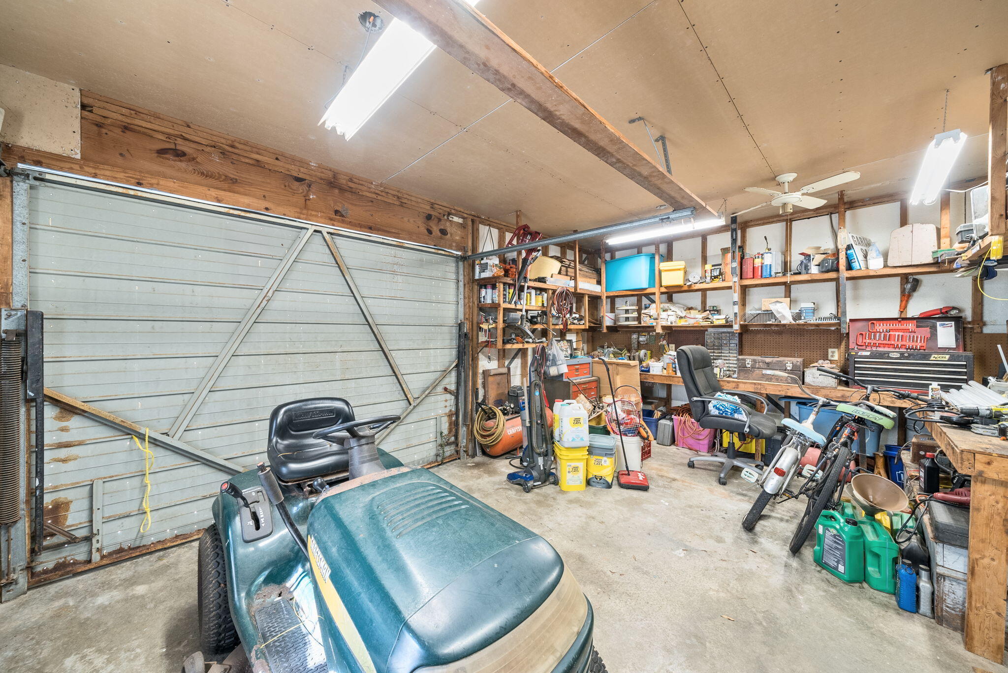 NO RECORDED SUBDIVISION - Residential