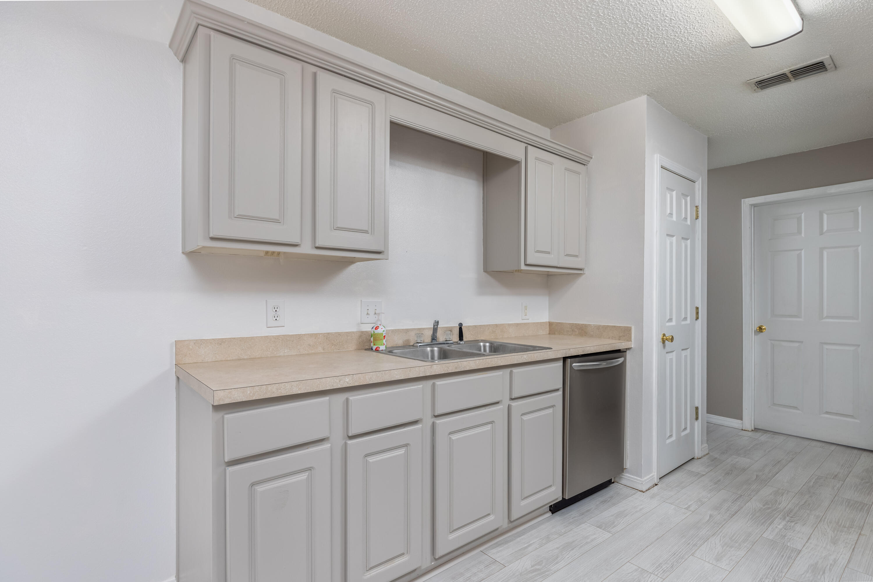 REDSTONE ESTATES - Residential