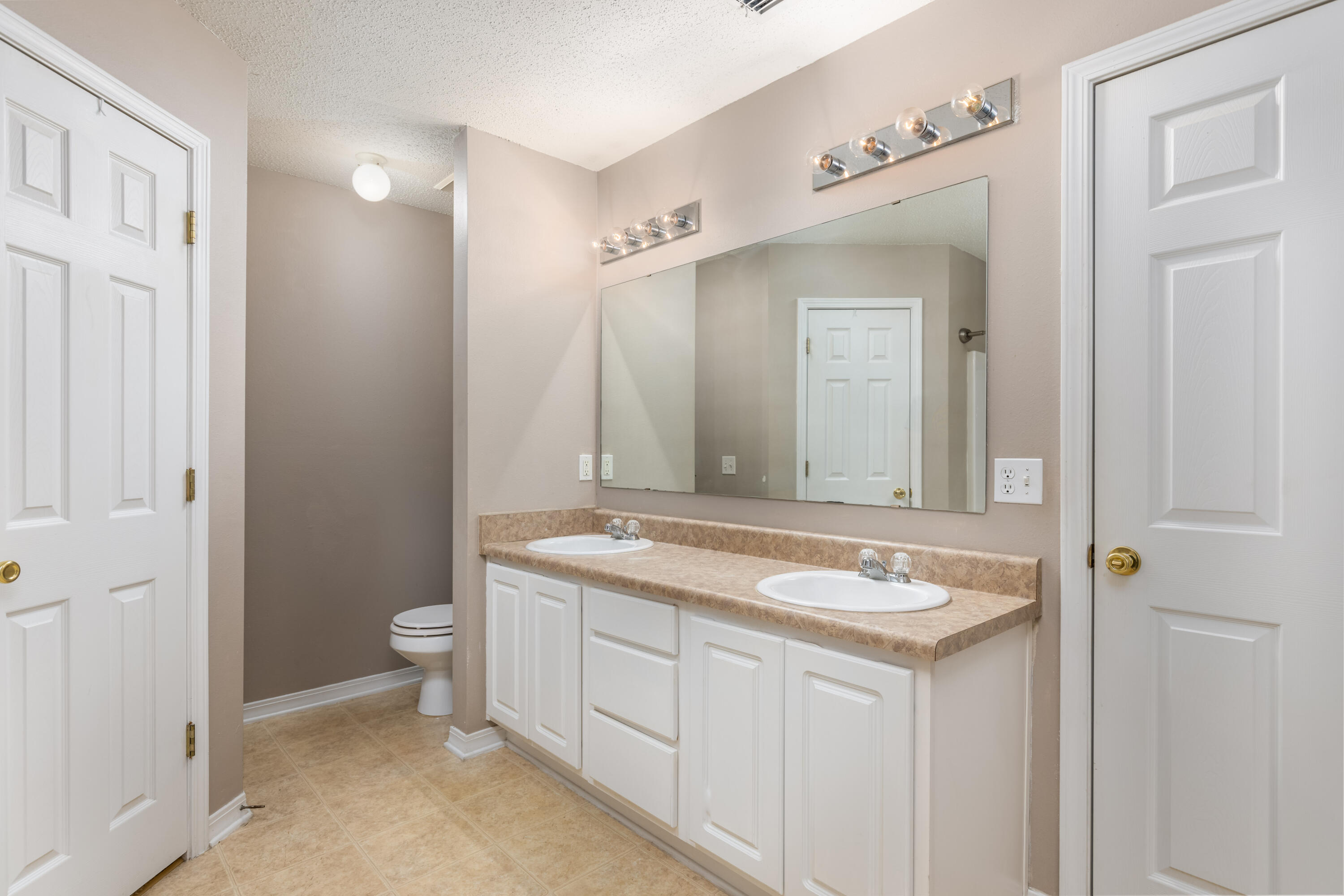 REDSTONE ESTATES - Residential