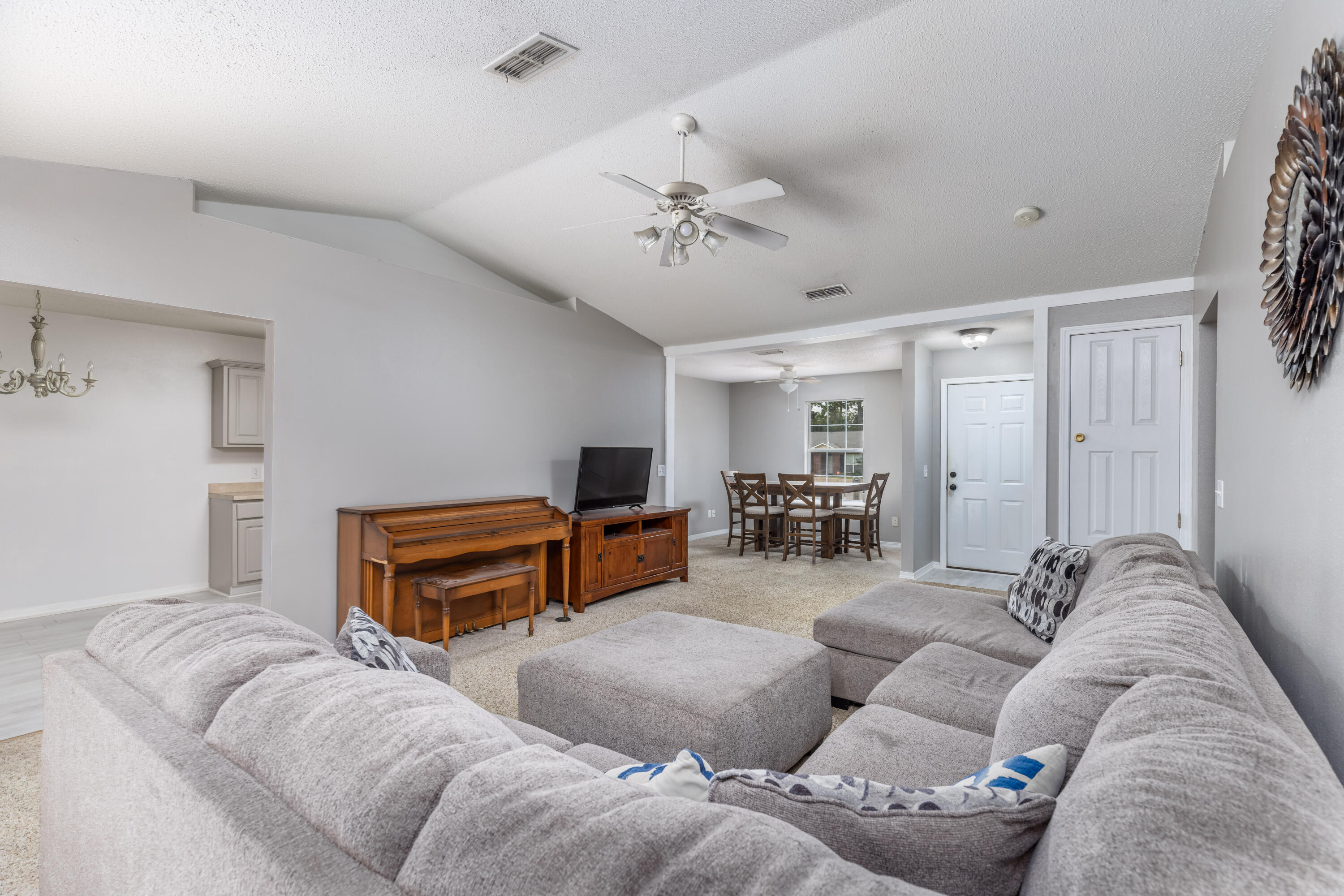 REDSTONE ESTATES - Residential