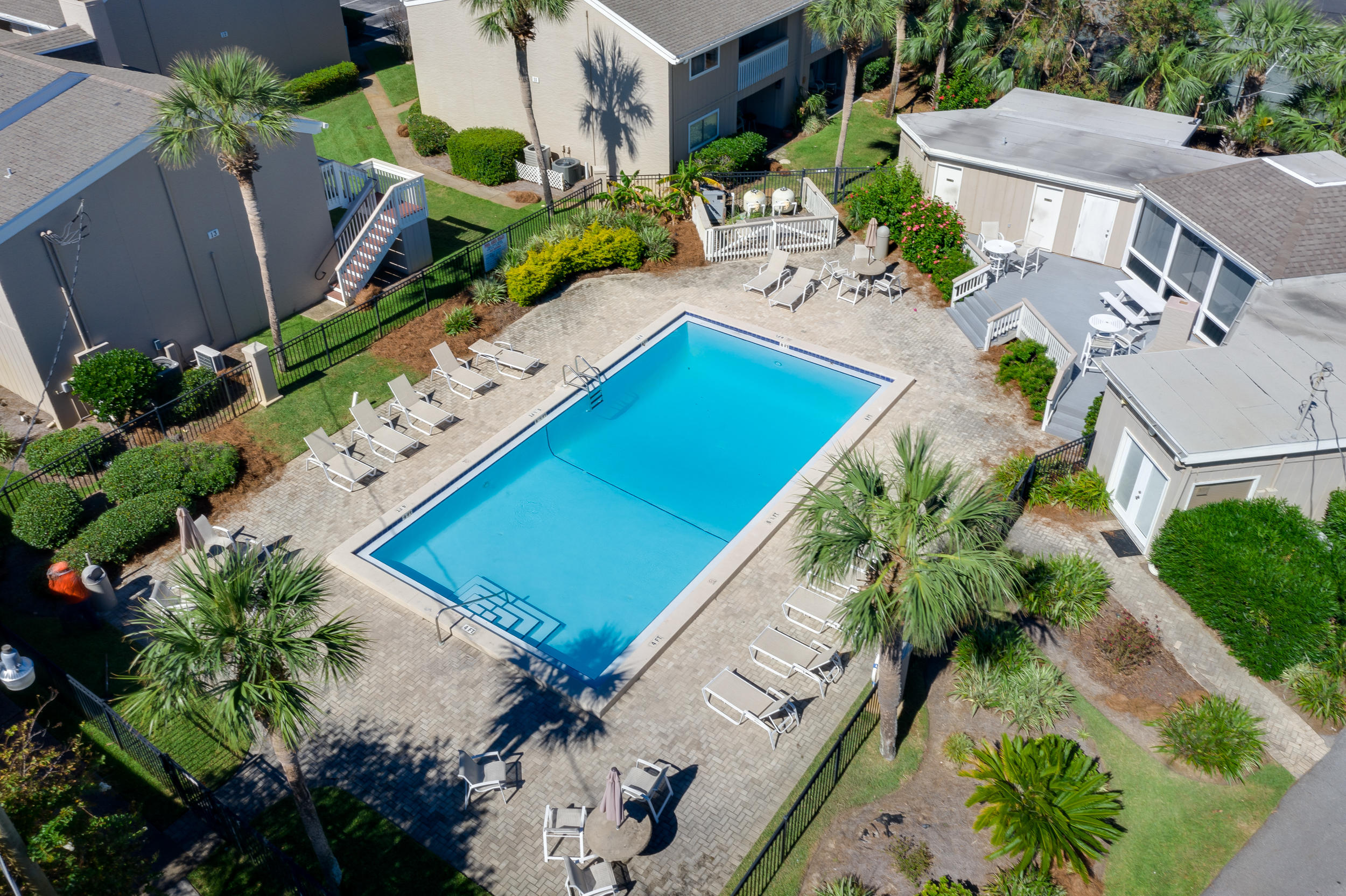 CHATEAU LA MER CONDO - Residential