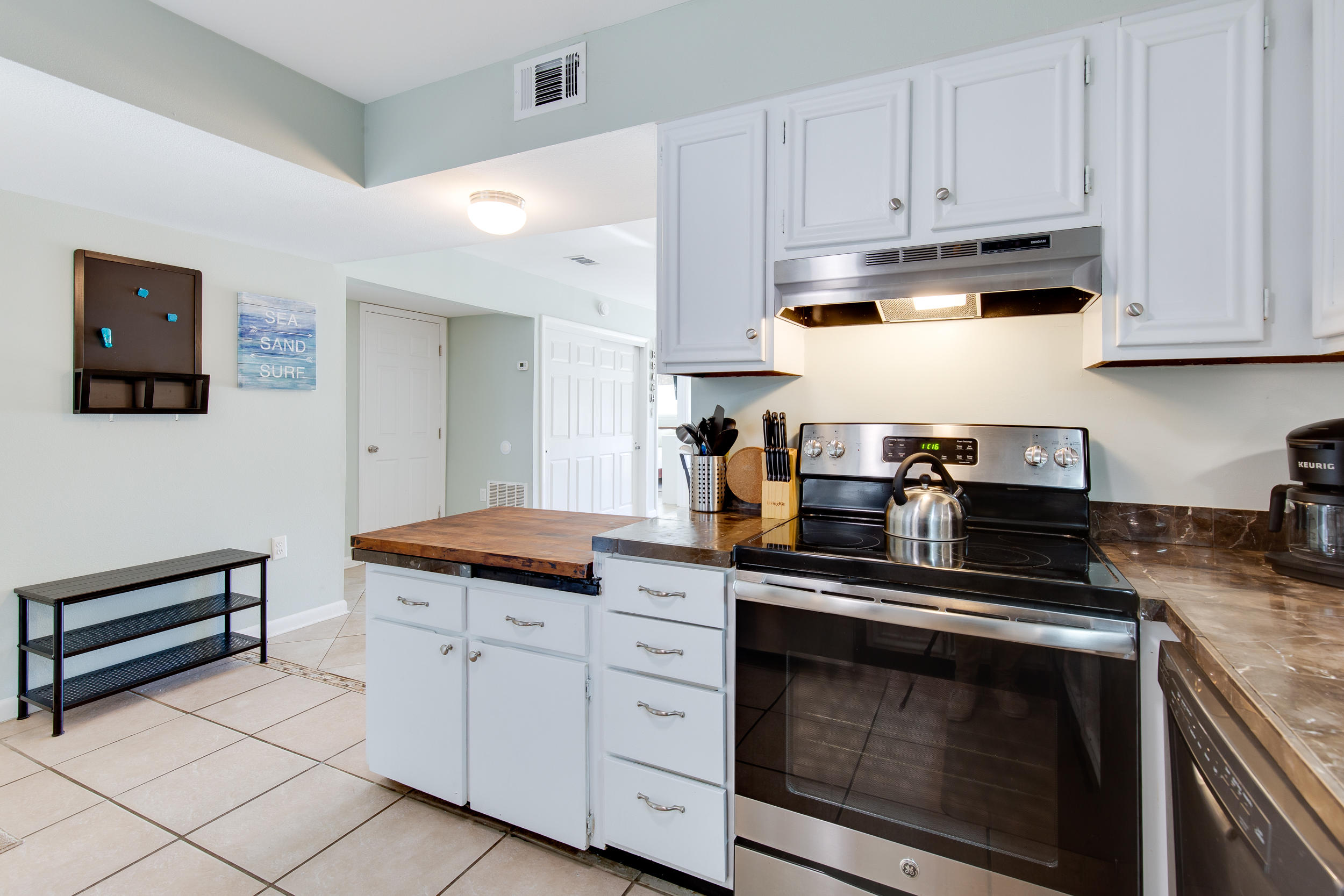 CHATEAU LA MER CONDO - Residential