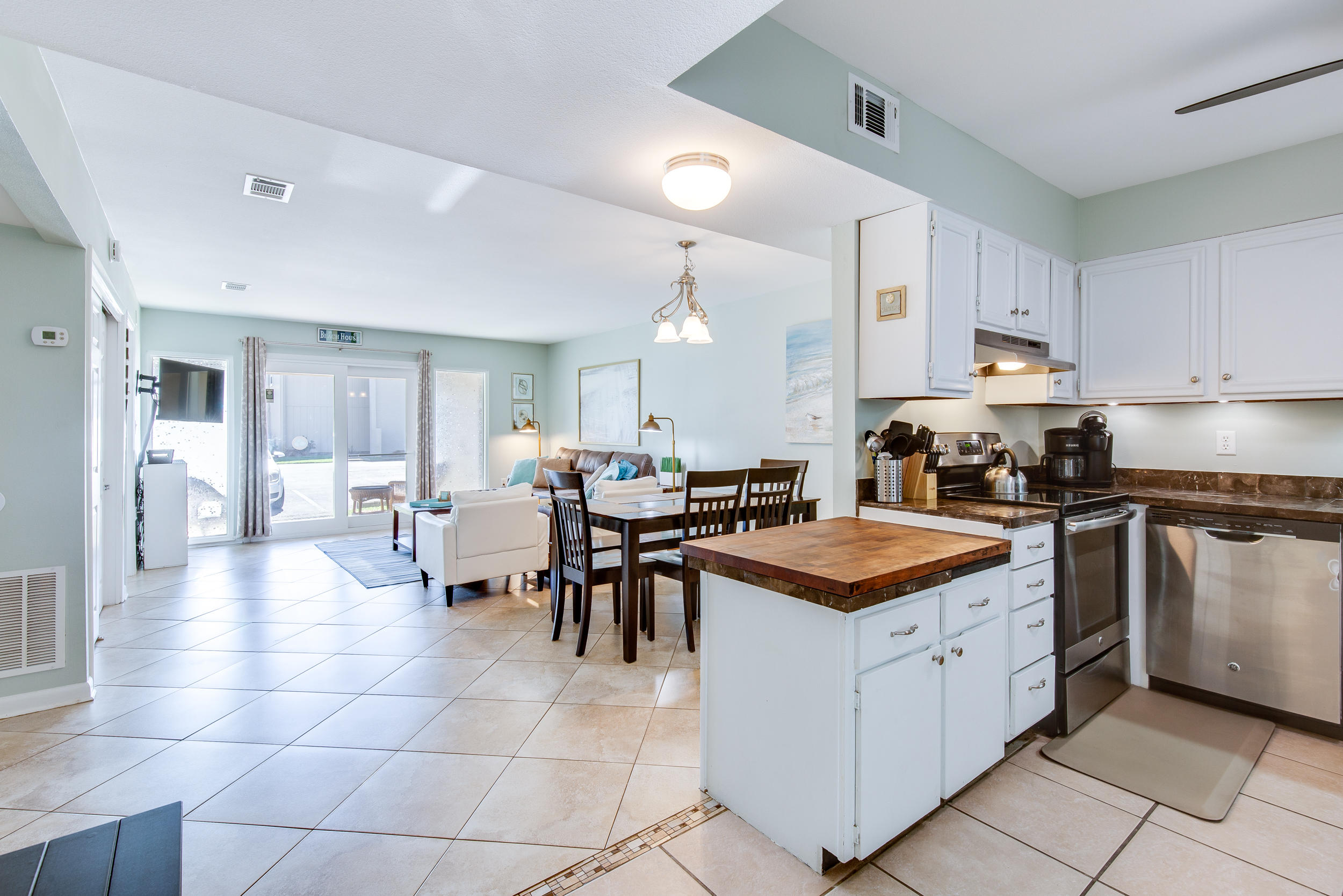 CHATEAU LA MER CONDO - Residential