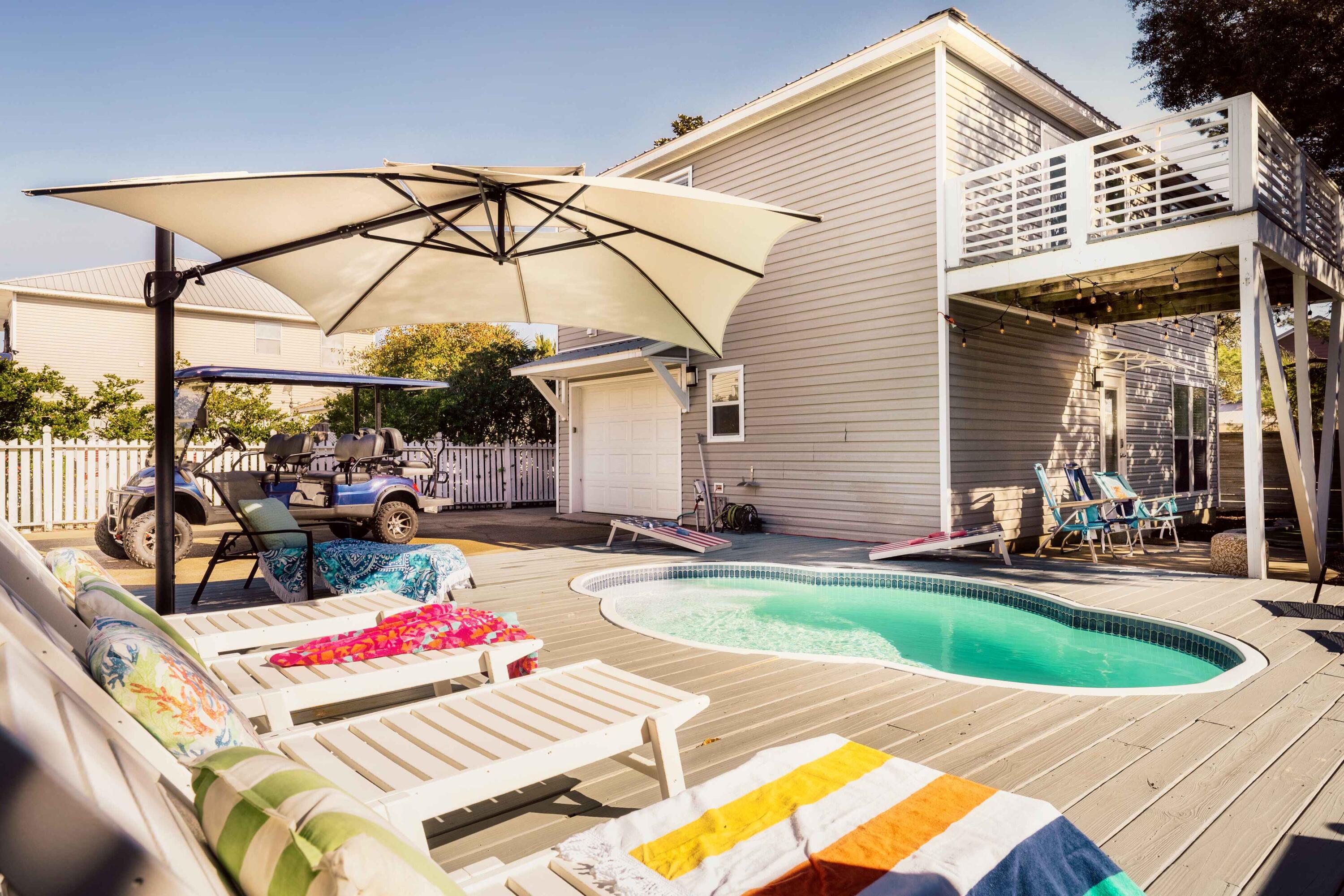 CRYSTAL BEACH - Residential