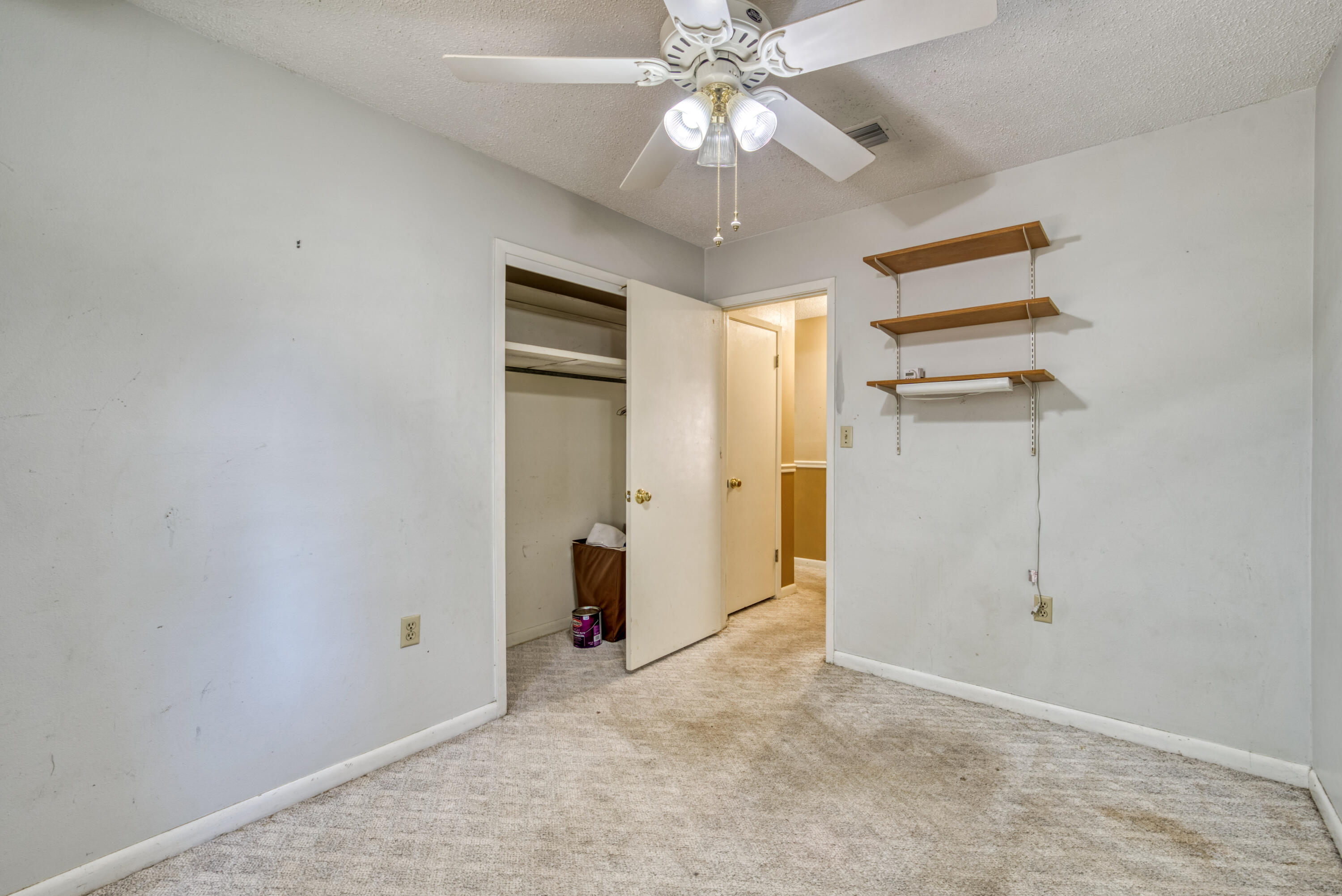 SHERWOOD FOREST - Residential