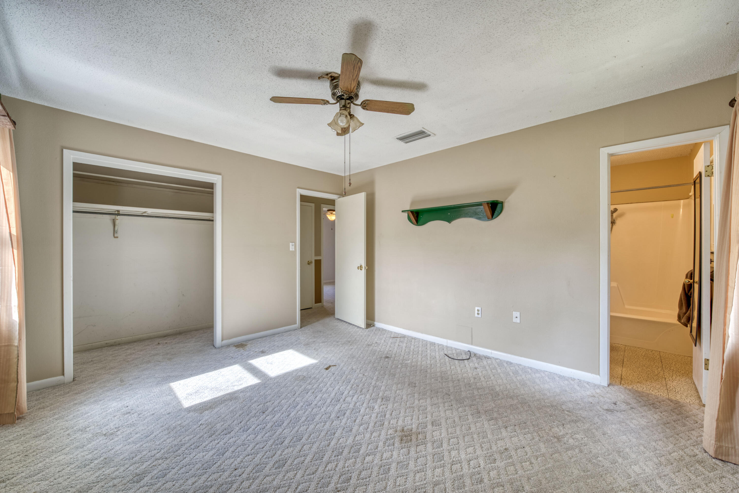 SHERWOOD FOREST - Residential