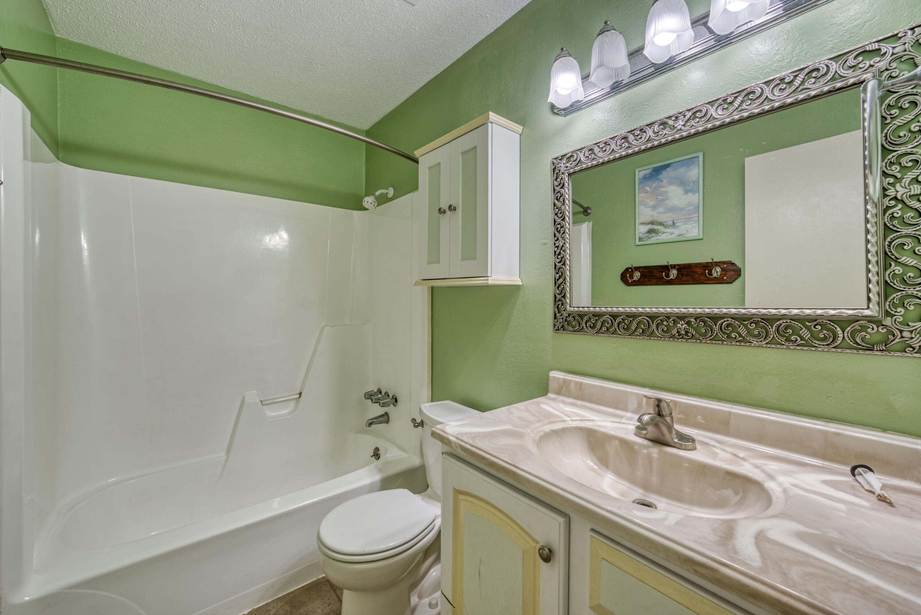 SHERWOOD FOREST - Residential