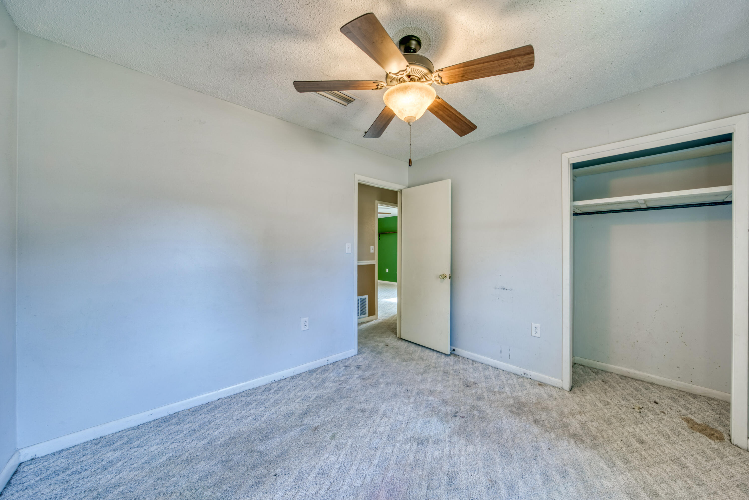 SHERWOOD FOREST - Residential