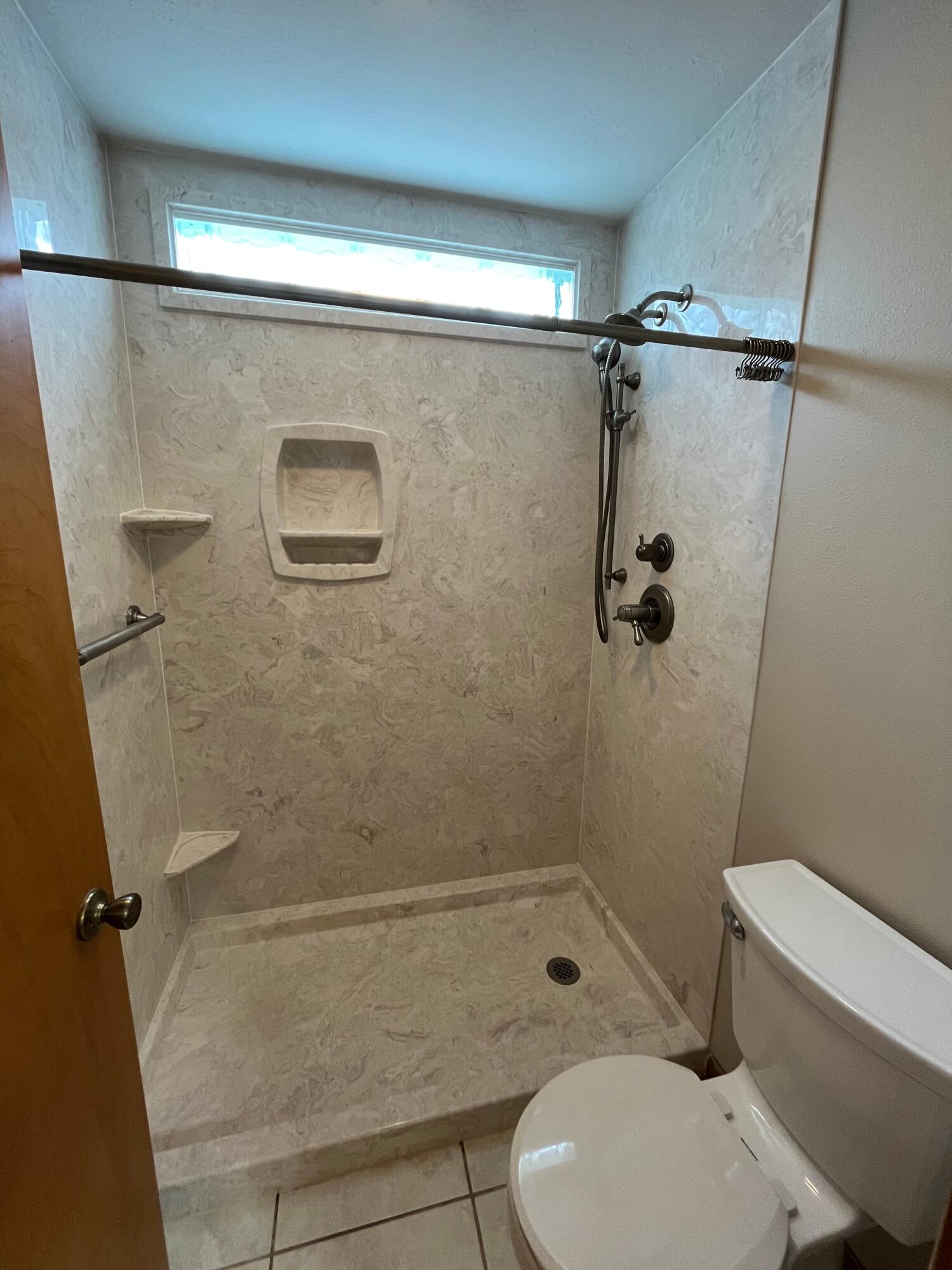 CEDAR RIDGE PH 7B - Residential Lease