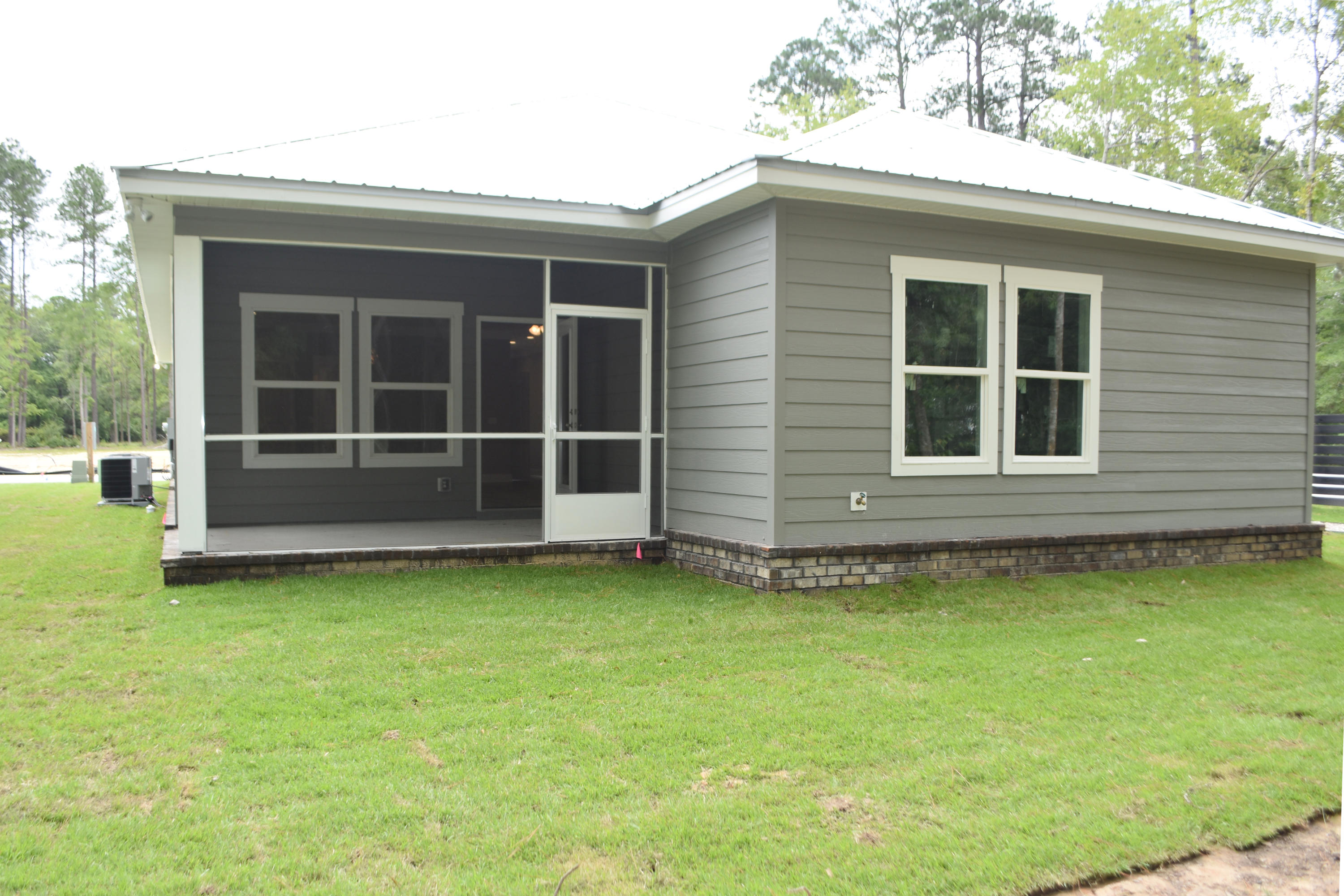 OAKFIELD ESTATES - Residential Lease