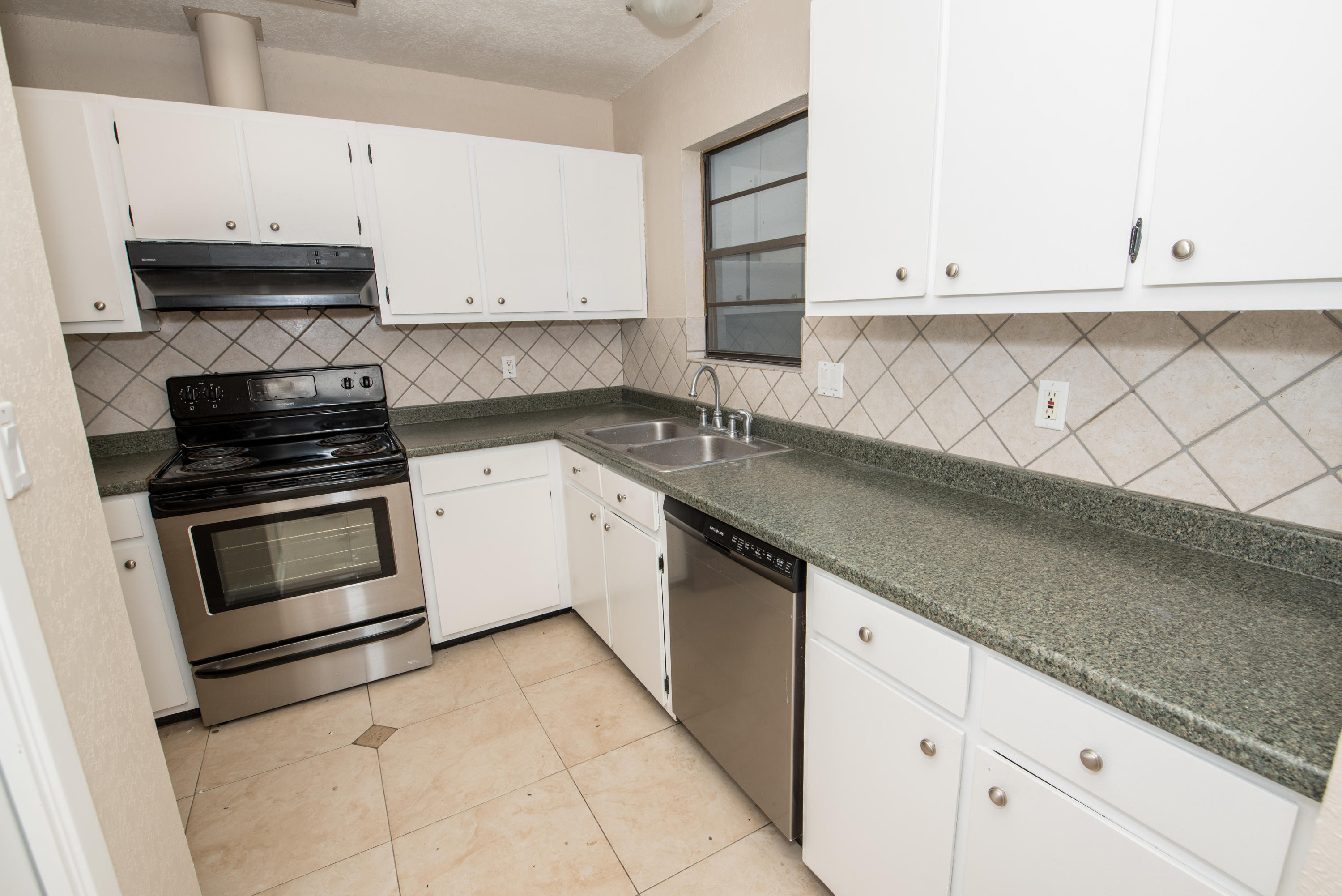 Port Dixie - Residential