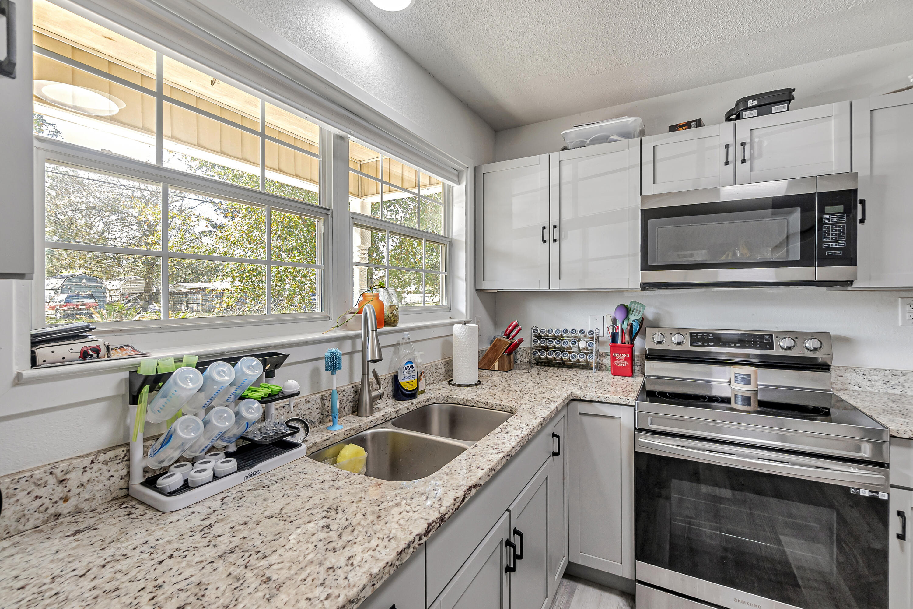 PEPPERTREE T/H - Residential