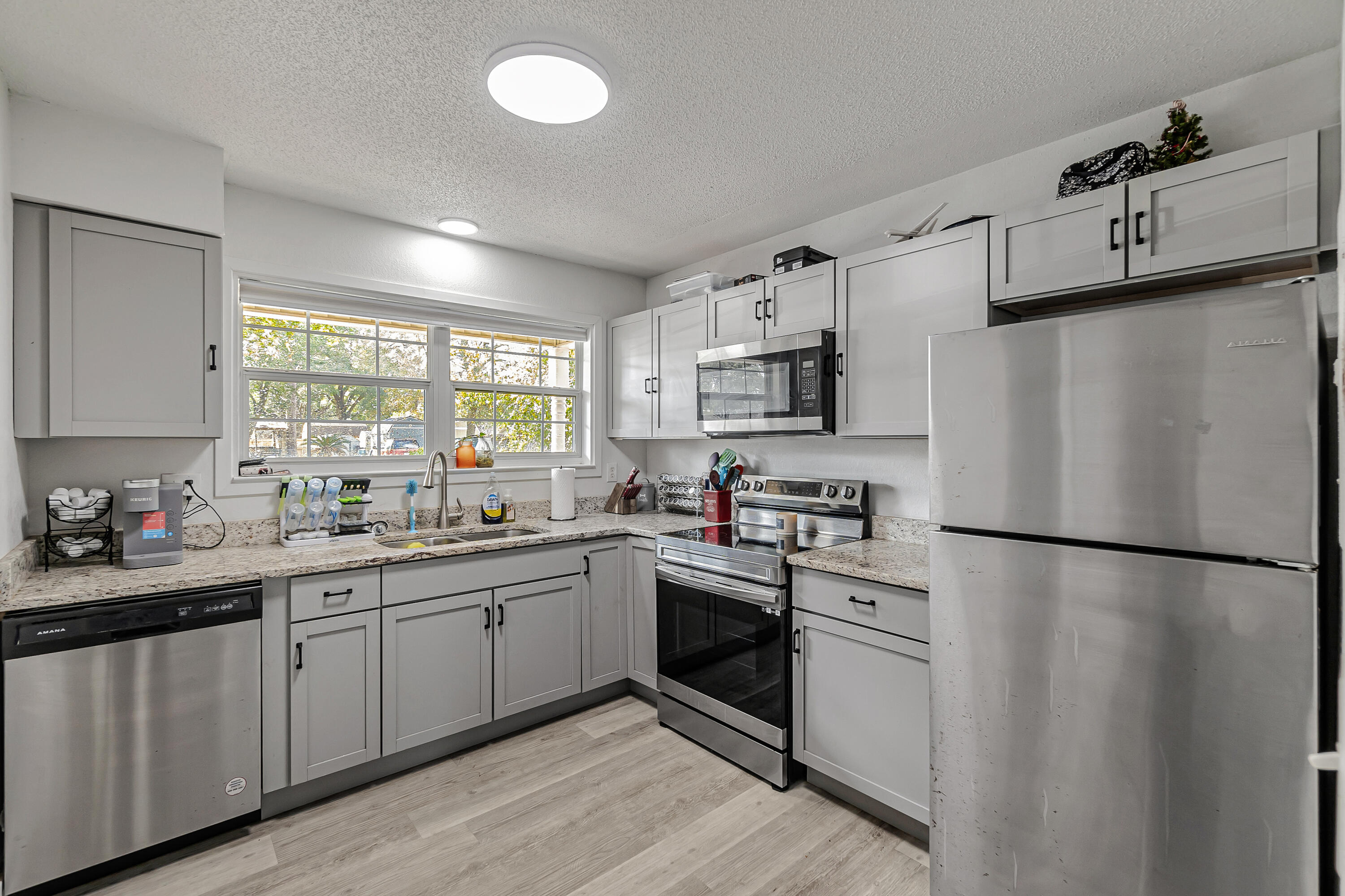 PEPPERTREE T/H - Residential
