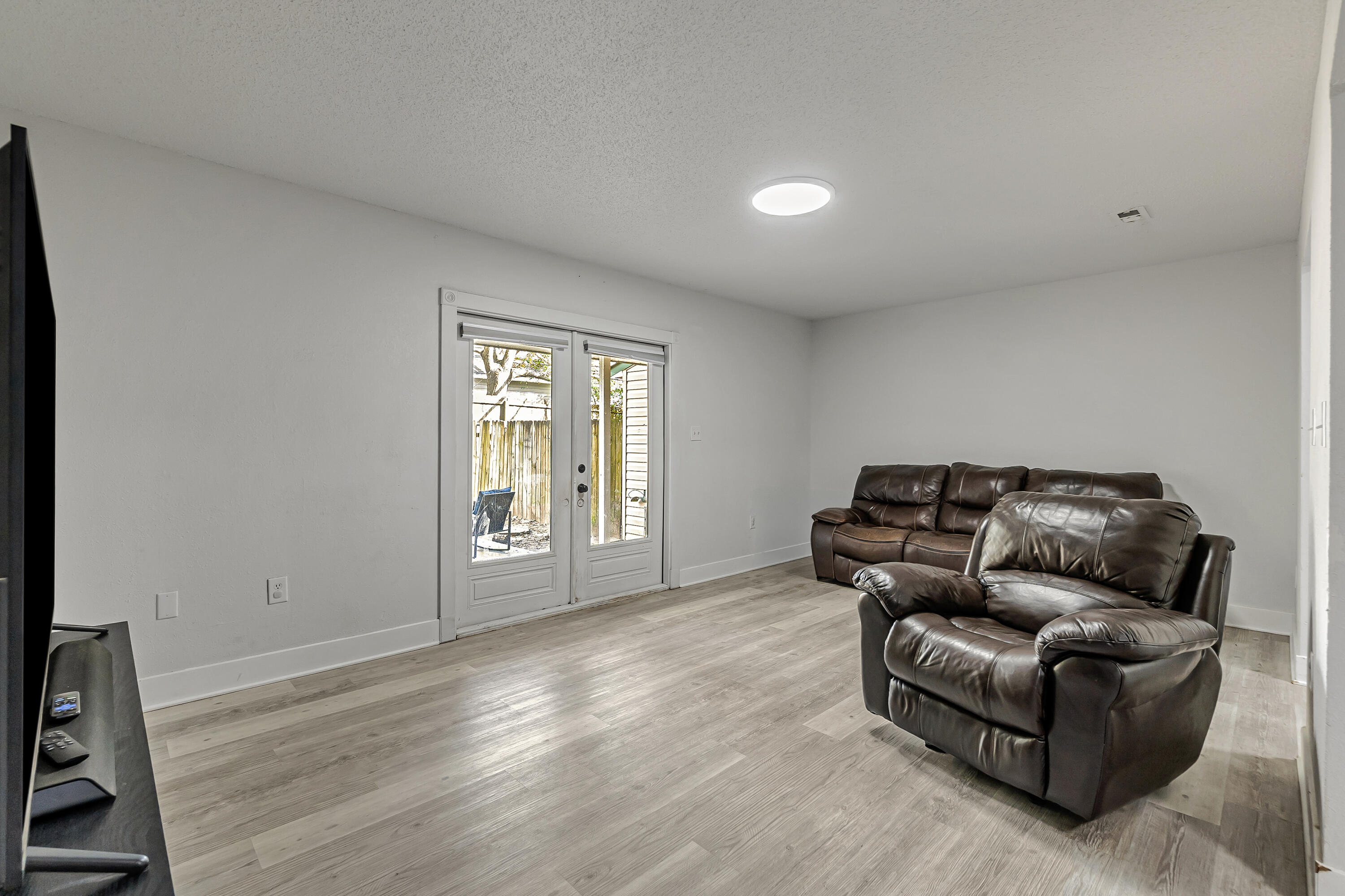 PEPPERTREE T/H - Residential