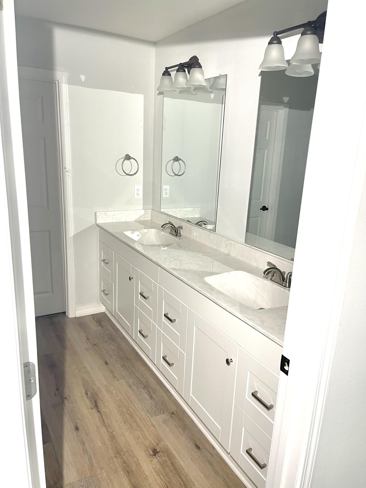 CRESTVIEW - Residential