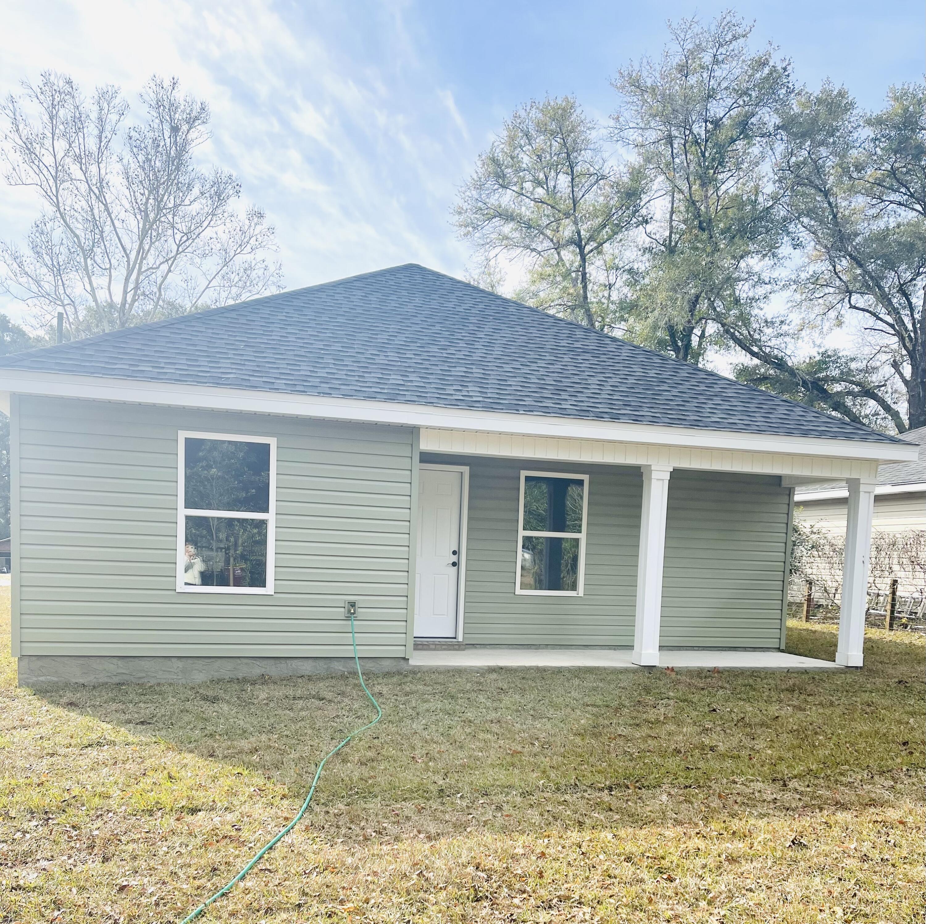 CRESTVIEW - Residential