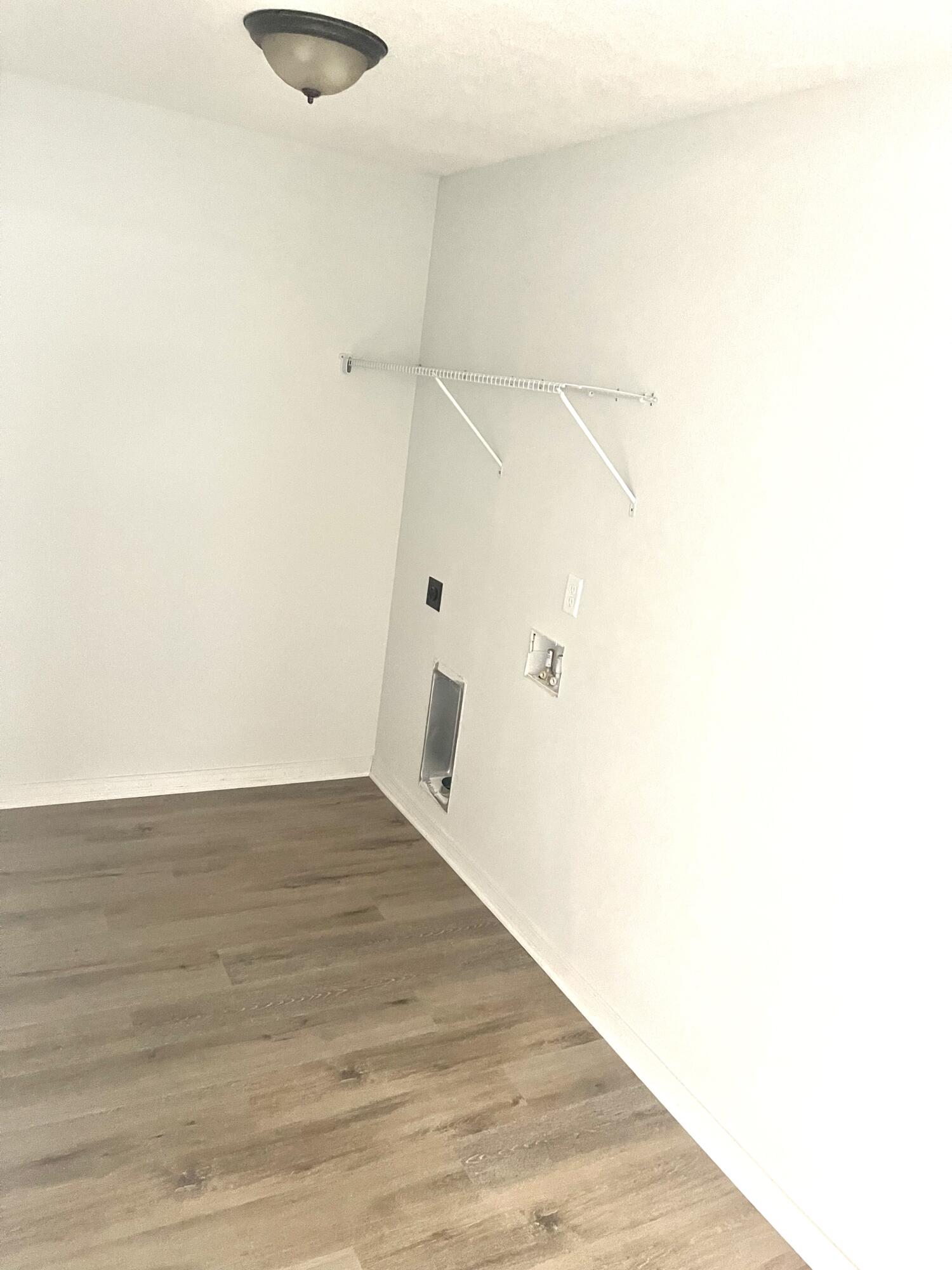 CRESTVIEW - Residential