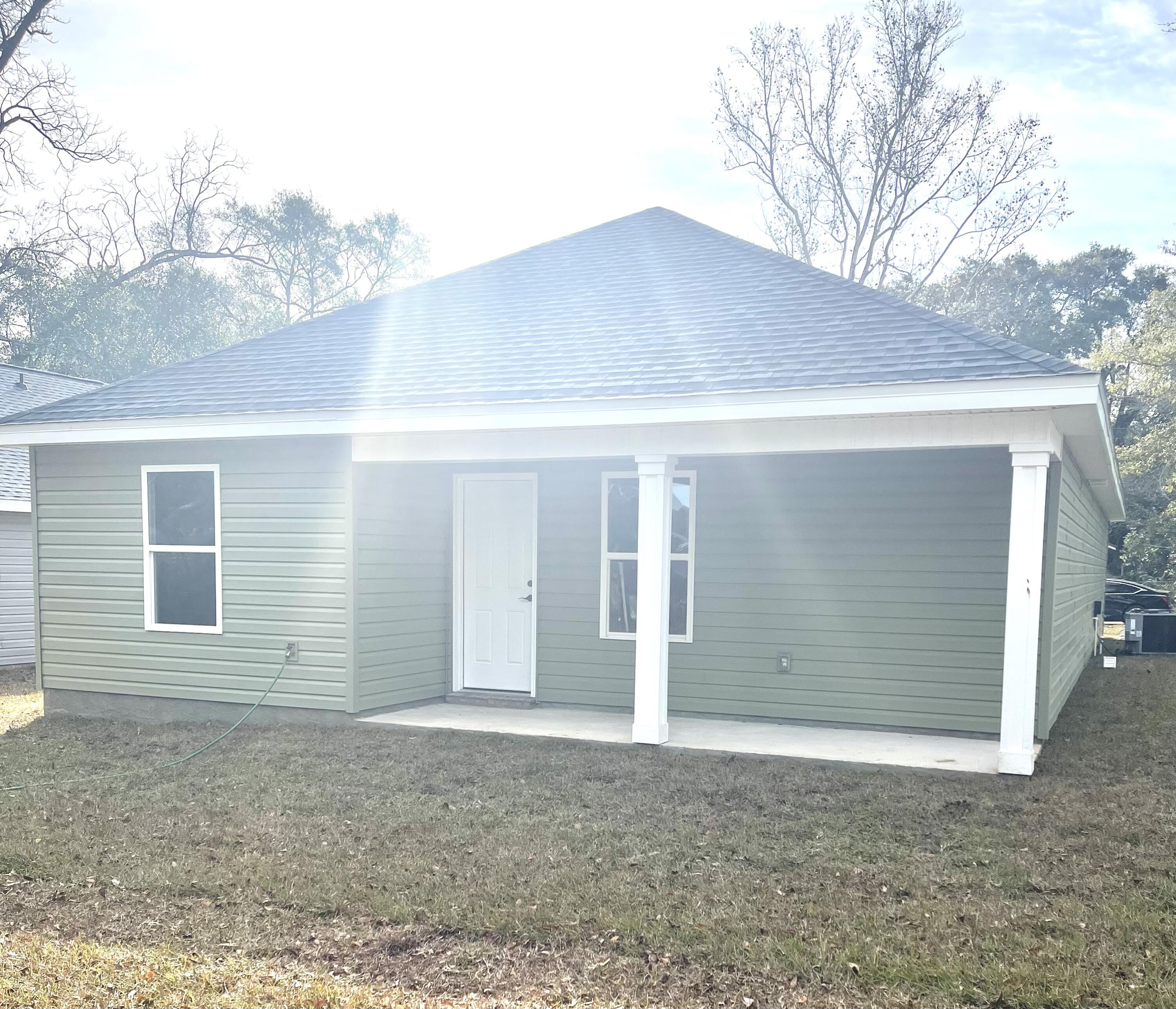 CRESTVIEW - Residential