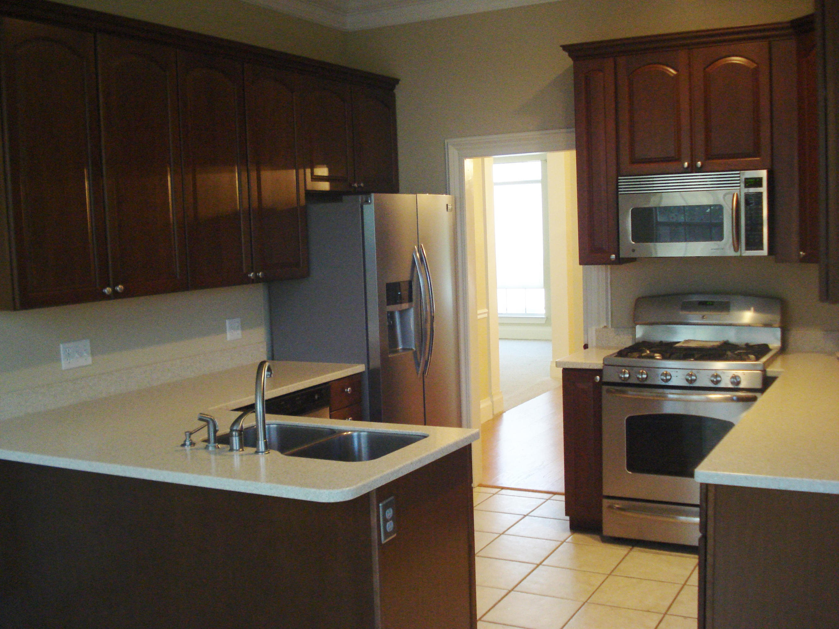 LAKE POINTE - Residential