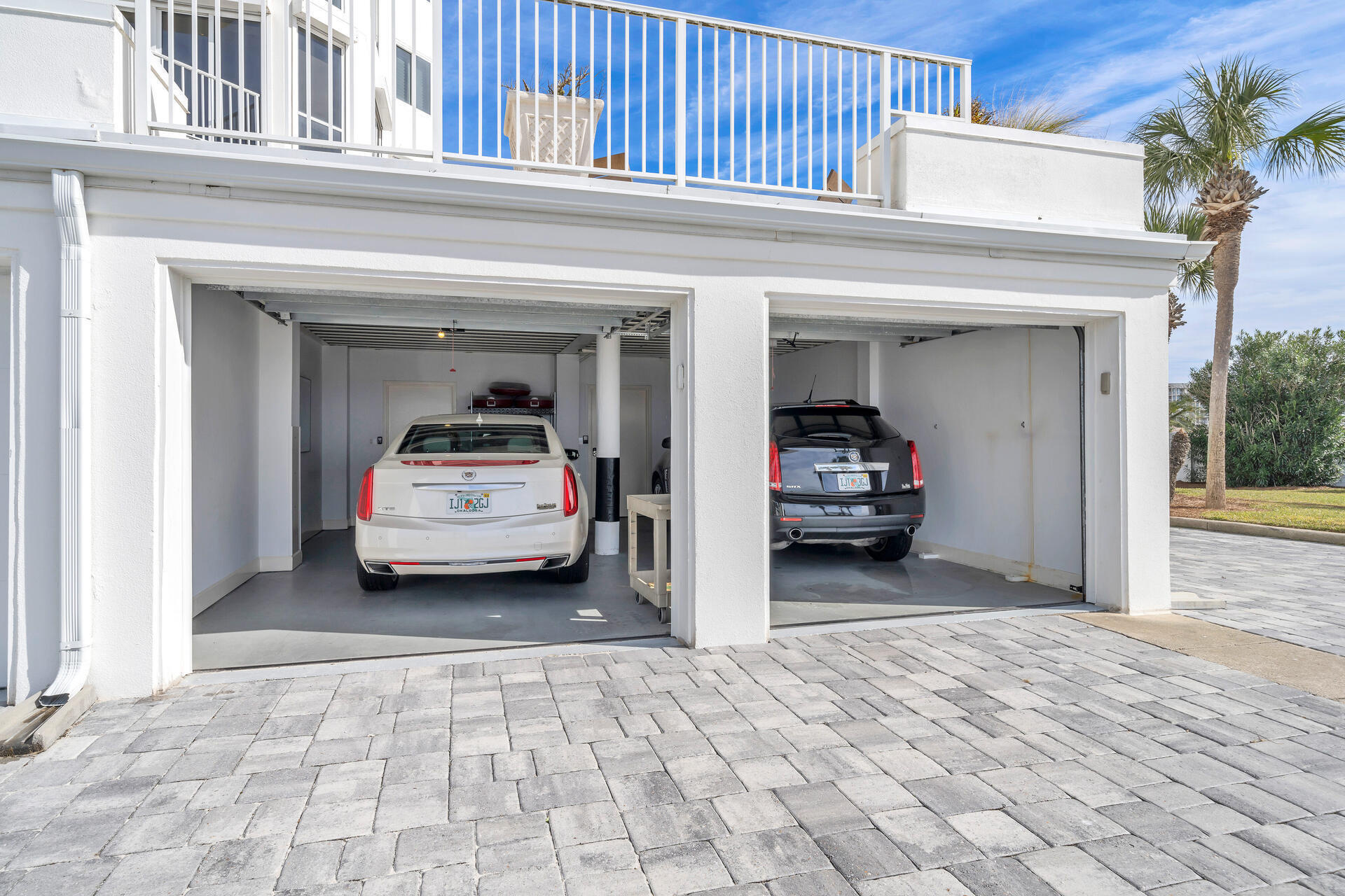 THE ULTIMATE CONDO - Residential