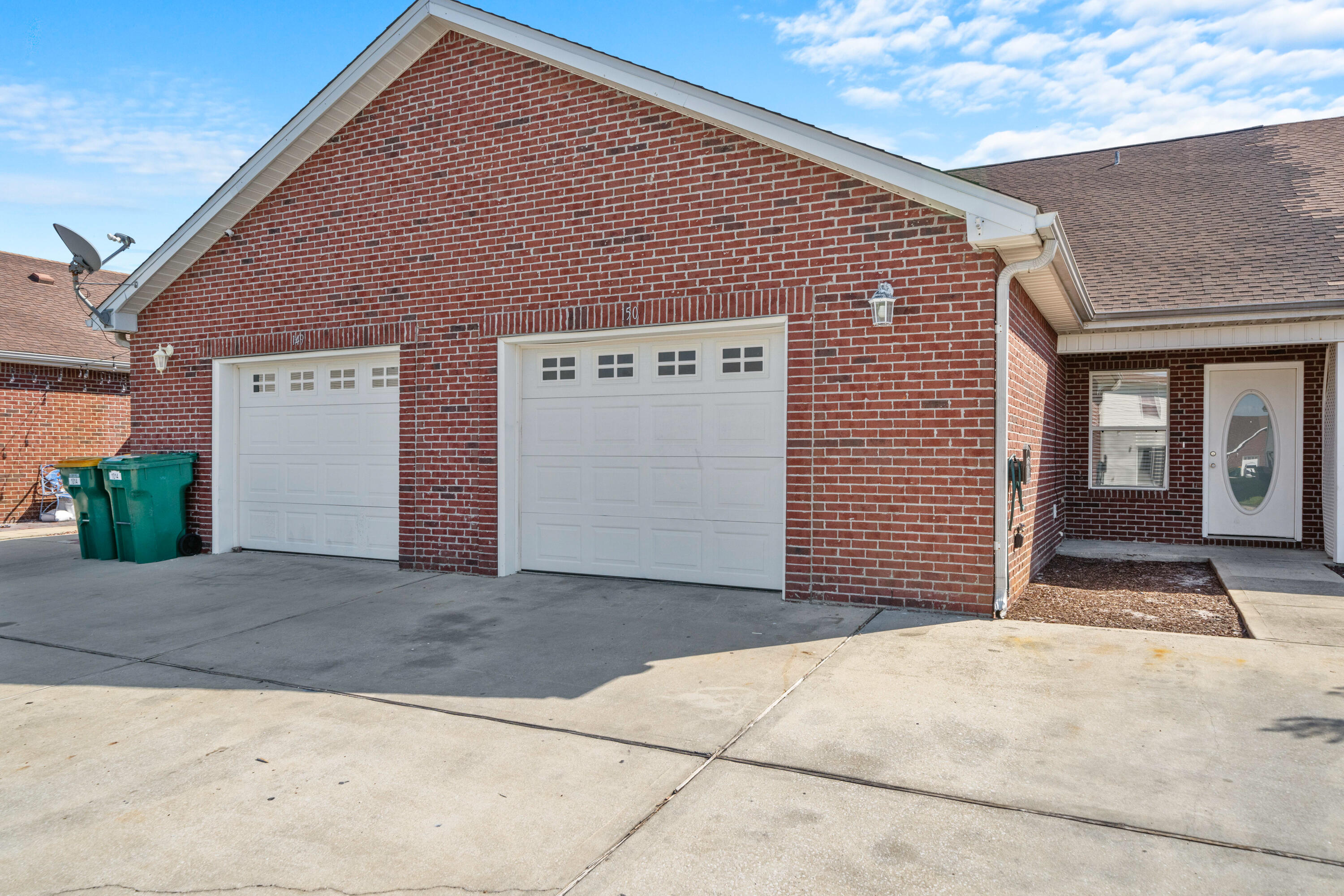 Welcome to unit 150 that's nestled within the QUAIL RUN Townhome Community with POOL! It's conveniently & centrally located near everything & more that Destin has to offer! *The public beach is less than 2 miles away!* This very low maintenance needed townhome features 2 stories, a 1-car garage, 3 bedrooms (1 downstairs & 2 upstairs) 2 full bathrooms (1 downstairs & 1 upstairs) and lives much larger than the 1,375 sq ft that it contains! In 2022, the sellers replaced the roof, had all new LVP flooring installed, replaced carpet on stairs, replaced all kitchen appliances with stainless steel ones, and had all air ducts professionally cleaned. New 2024 water heater just installed! HVAC unit was replaced in 2019! Units in Quail Run rent for $2,450/month! Quail Run has a community pool that's just around the corner and can be seen from the 2-car driveway of this unit. The HOA is $375/quarter and there is a one-time new buyer's fee of $300. If you're an investor buyer, you'll be happy to know that these townhomes in Quail Run have recently rented for $2,495/month! Short term rentals are not allowed. Affordable Home Insurance has provided an estimated general home insurance quote for $2,081.41! Don't miss your opportunity to own in Destin for your primary or secondary residence, or for your next long term rental investment property for only $320,000!!! 

Other Quail Run townhomes that have sold in 2024: 
" Unit 167 sold on 7/25/24 for $330,000.
" Unit 153 sold on 4/30/24 for $315,000.
" Unit 189 sold on 4/11/24 for $330,000.
" Unit 145 sold on 3/28/24 for $335,000.