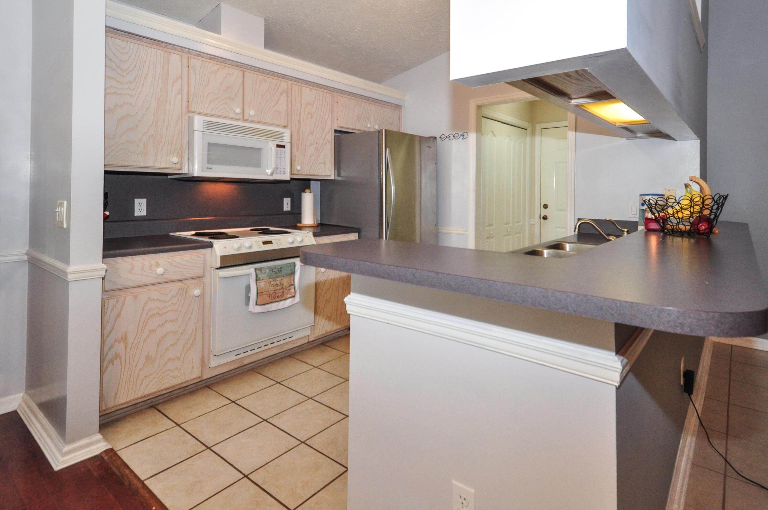 CHARITY VILLAGE - Residential