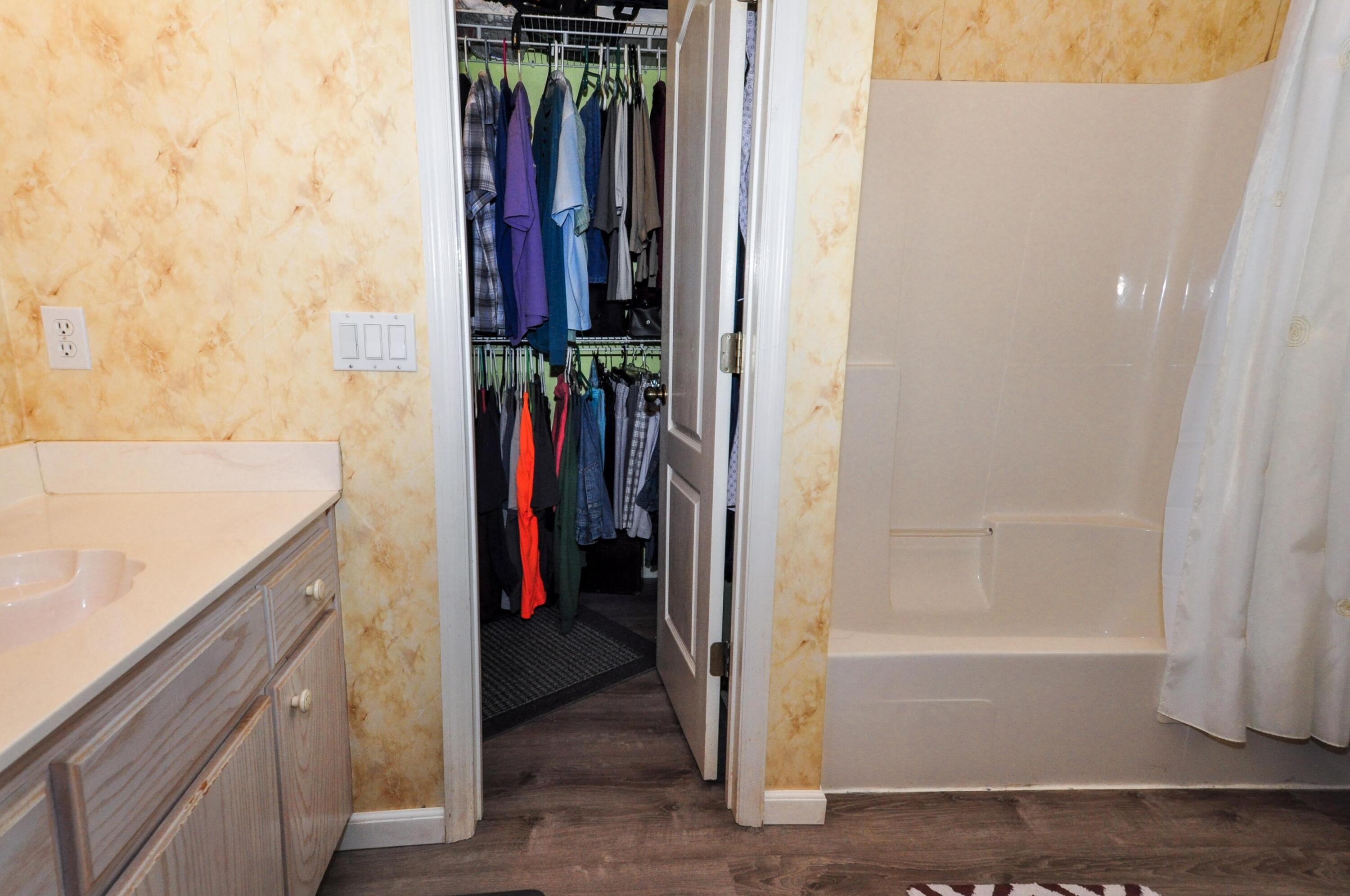 CHARITY VILLAGE - Residential