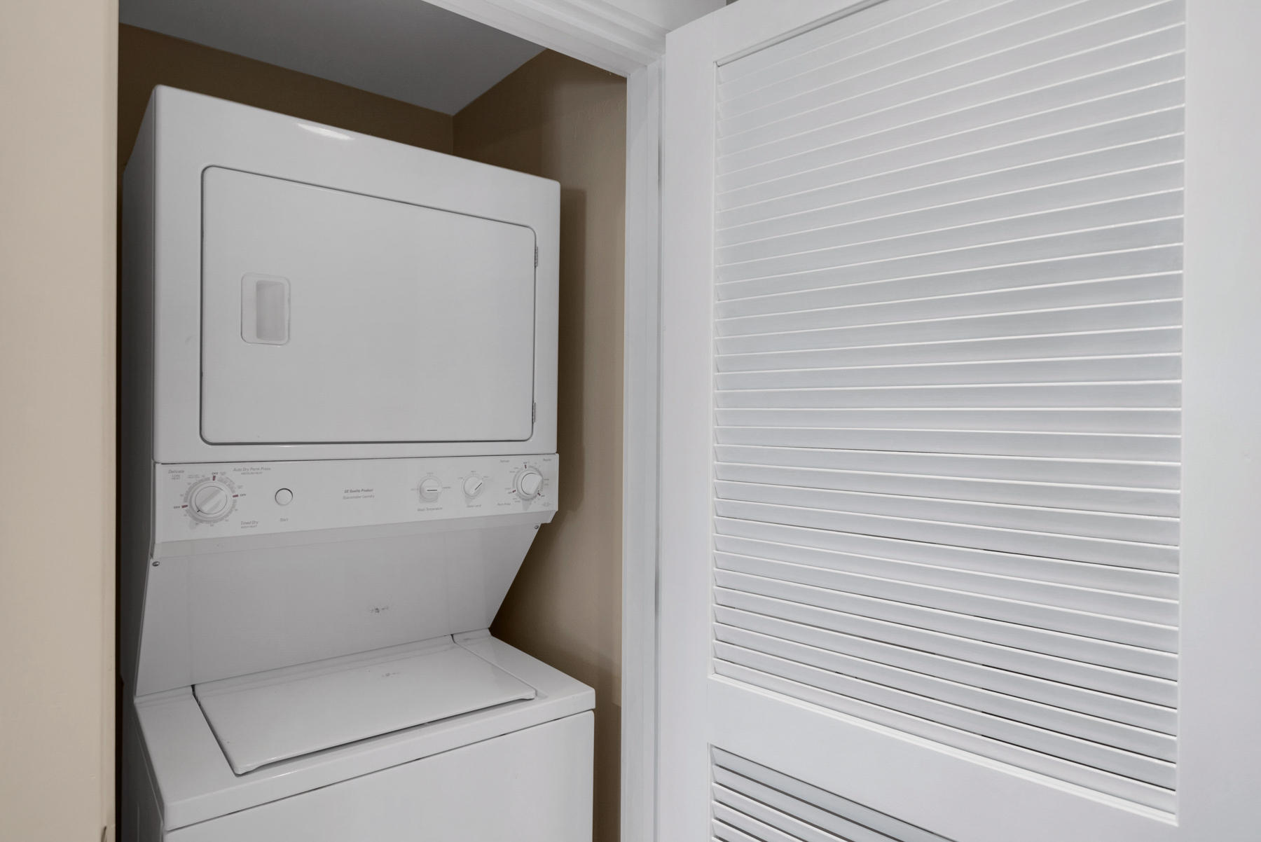 OBSERVATION POINT - Residential