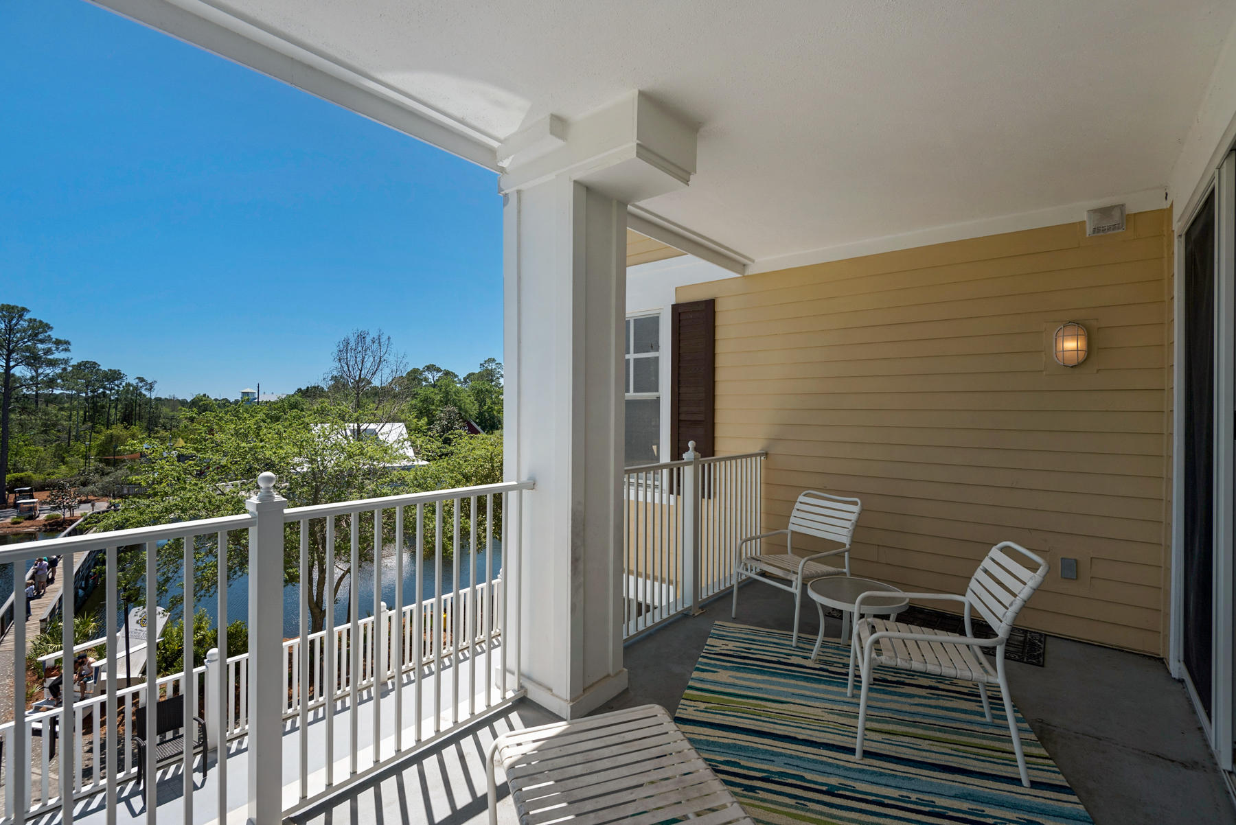 OBSERVATION POINT - Residential