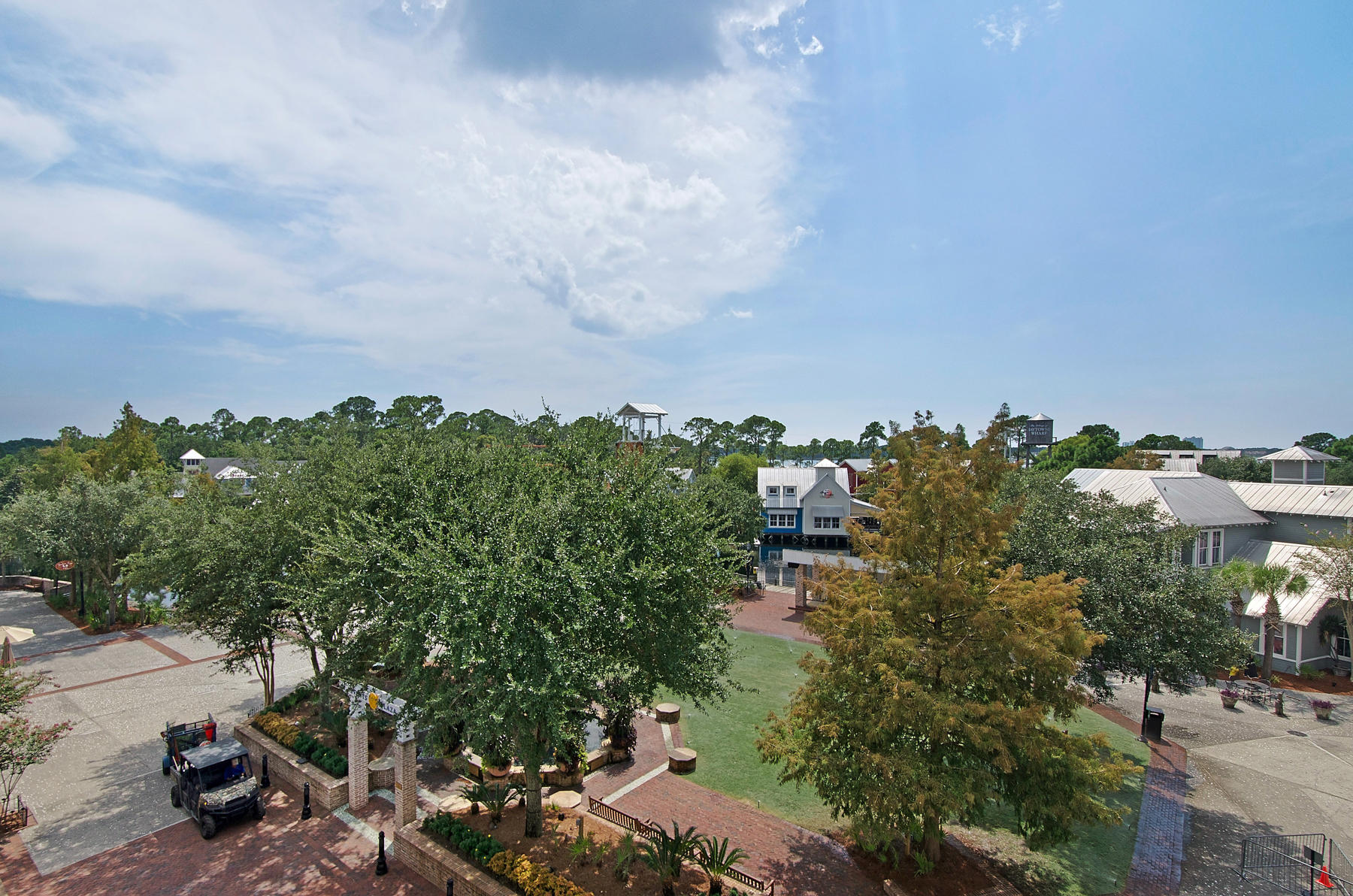 OBSERVATION POINT - Residential