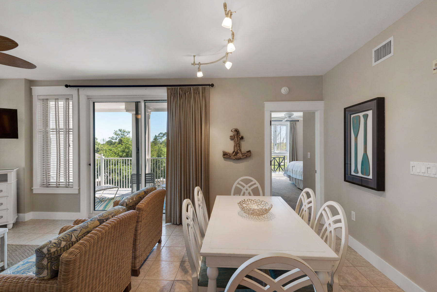 OBSERVATION POINT - Residential