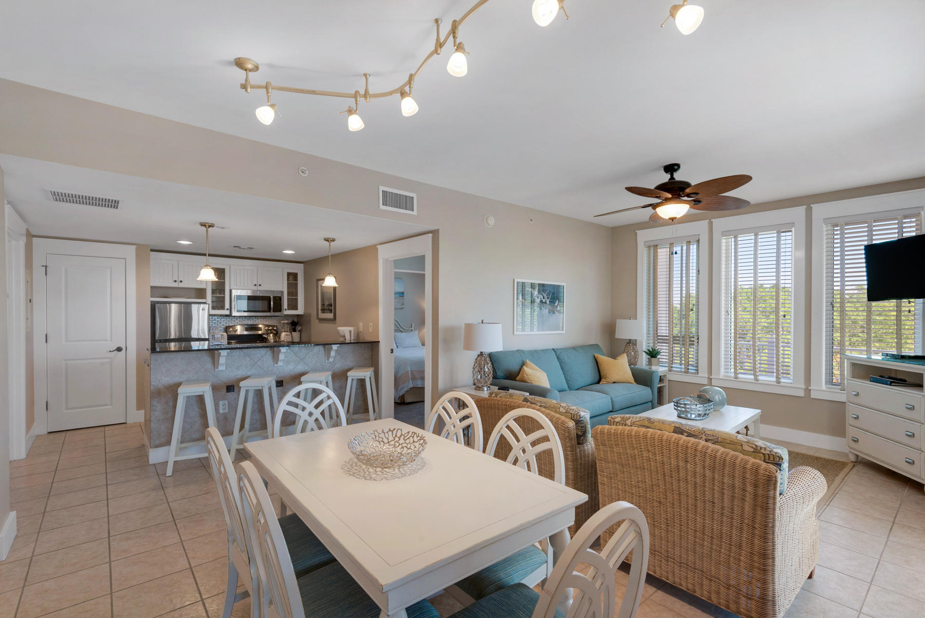 OBSERVATION POINT - Residential