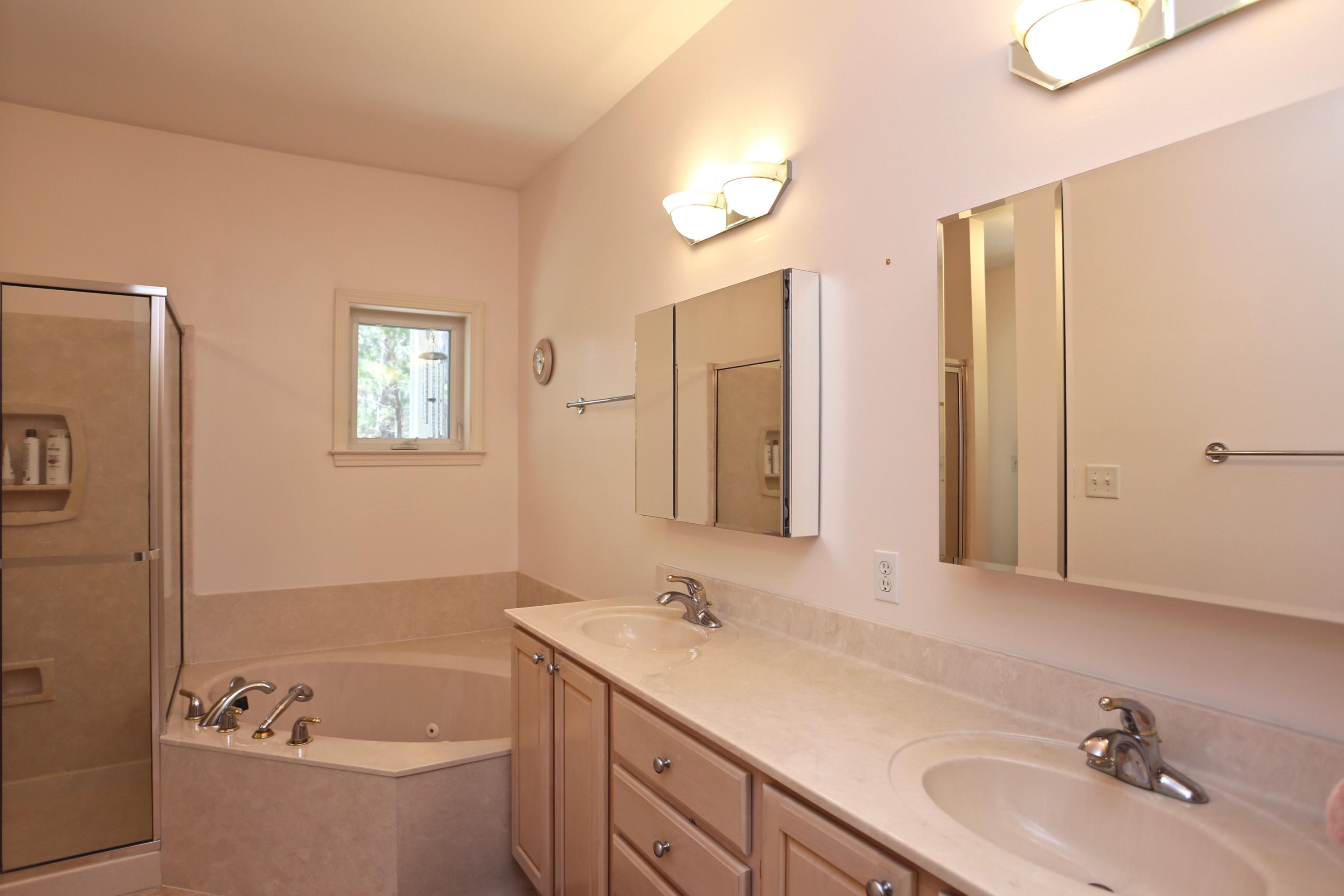 SANTA ROSA RIDGE UNIT 4 - Residential