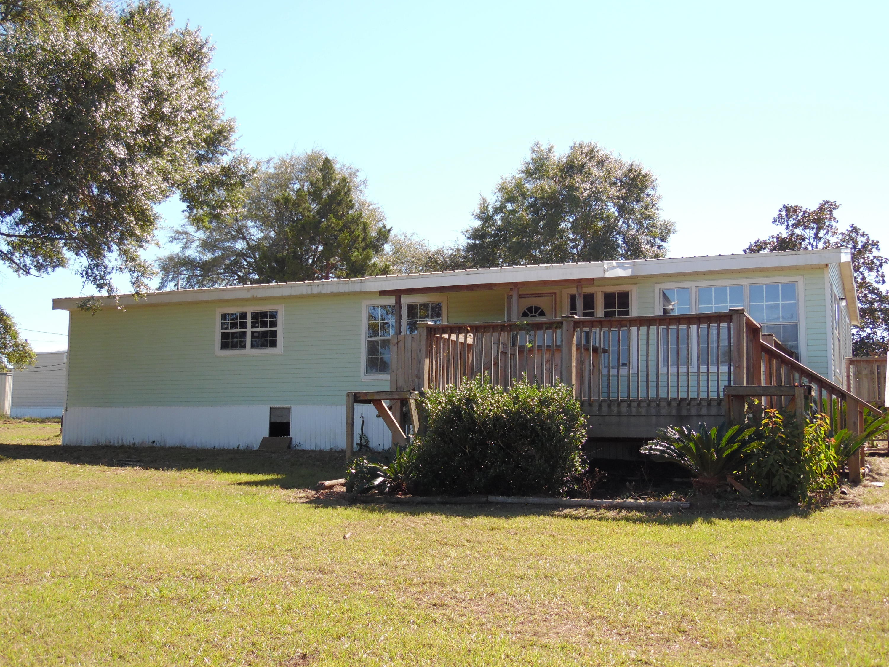 NO RECORDED SUBDIVISION - Residential