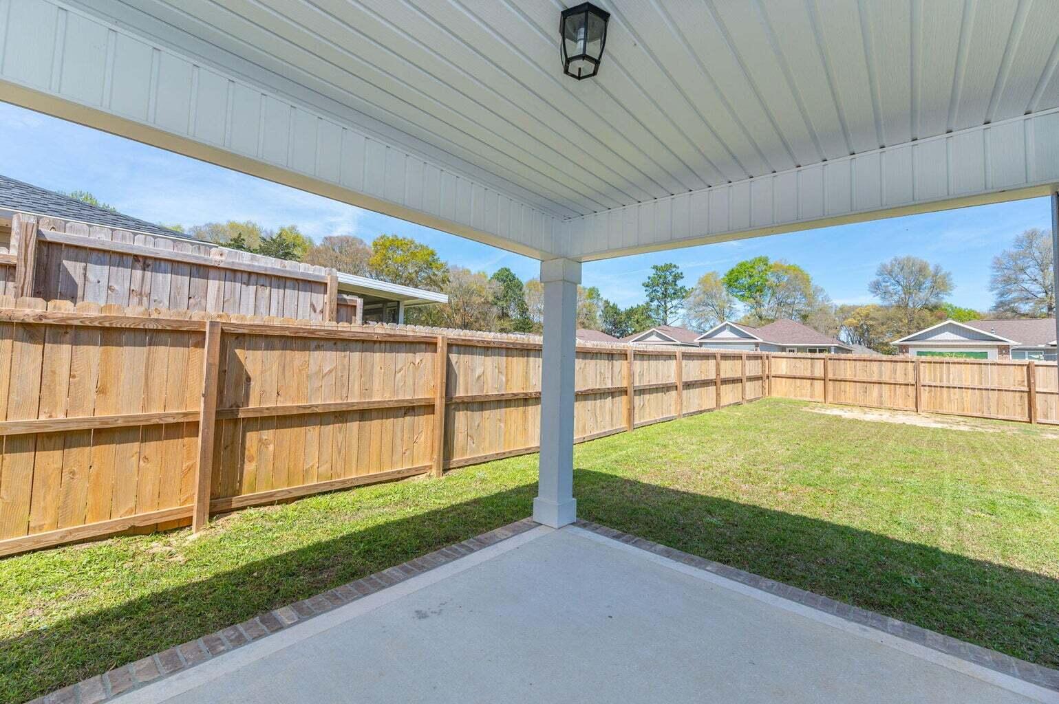 GARDEN CITY - Residential Lease