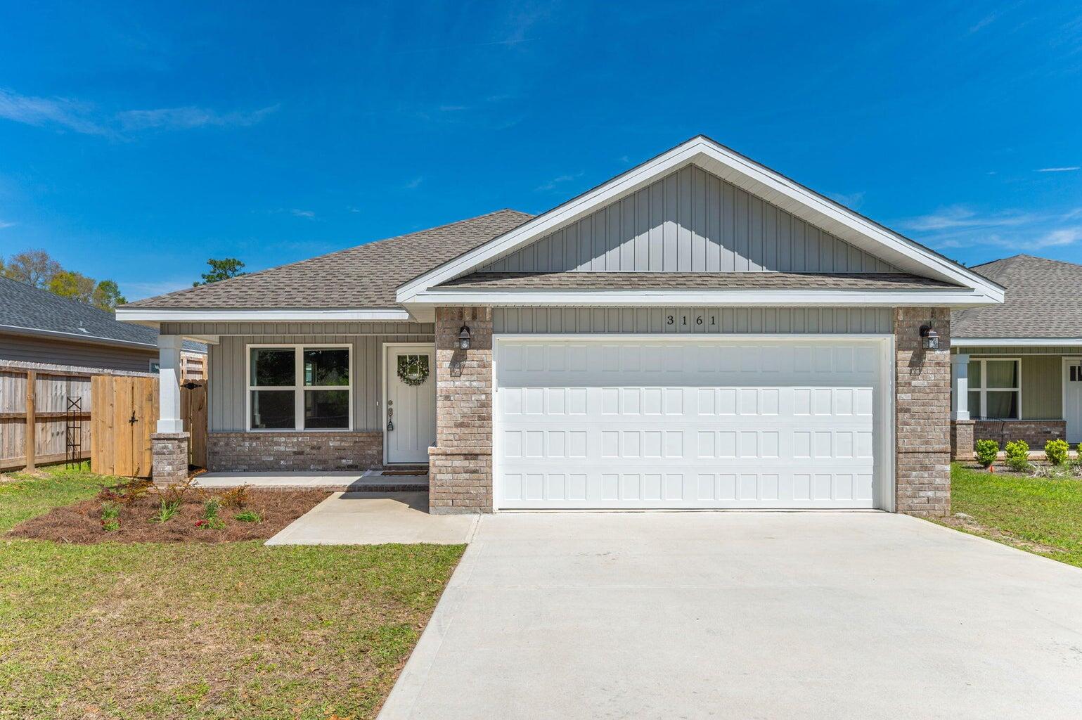 Like new 3 bedroom/2 bath with a great open floor plan, large rooms, well equipped kitchen, covered back porch, fenced in yard!