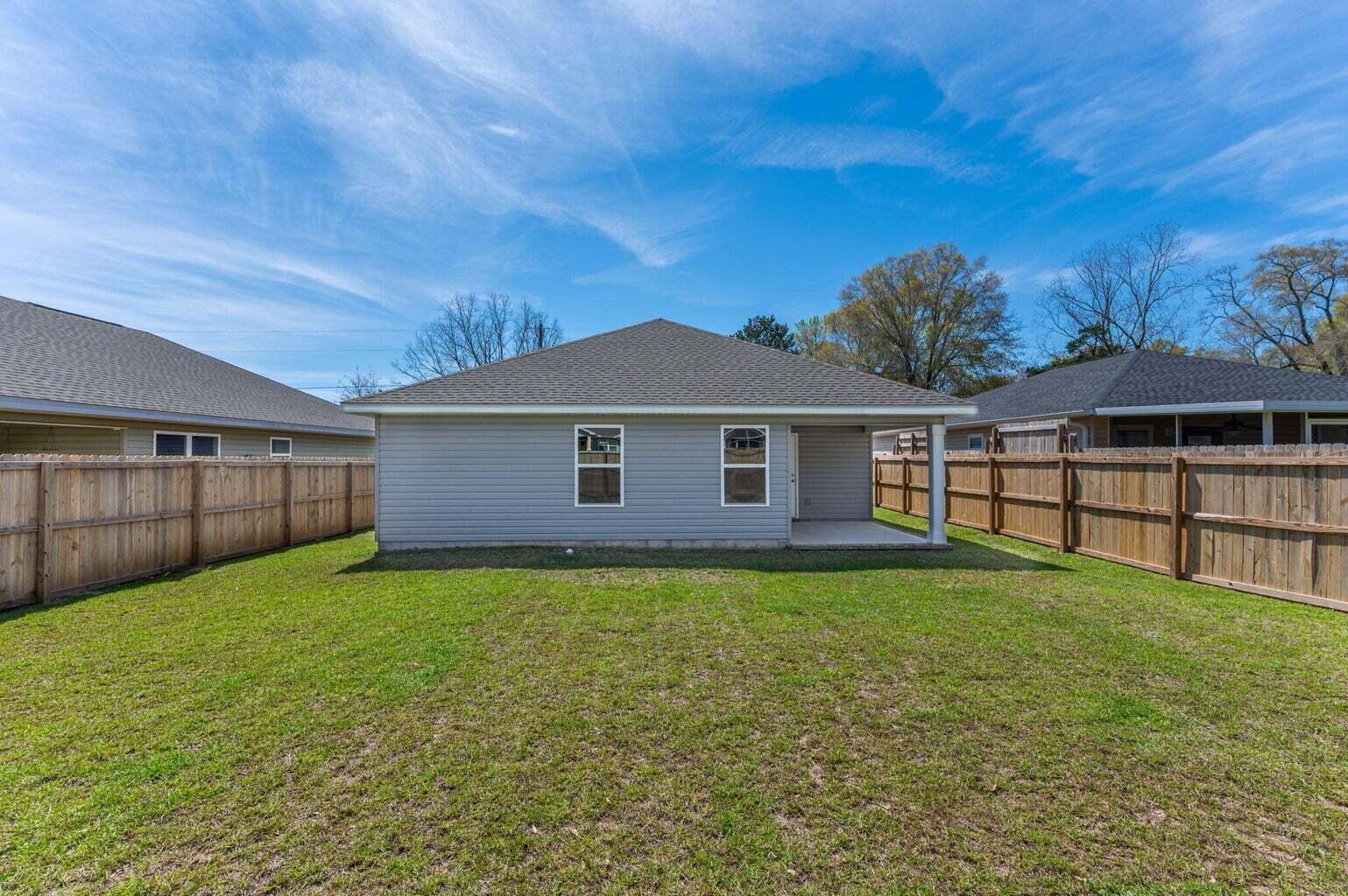GARDEN CITY - Residential Lease