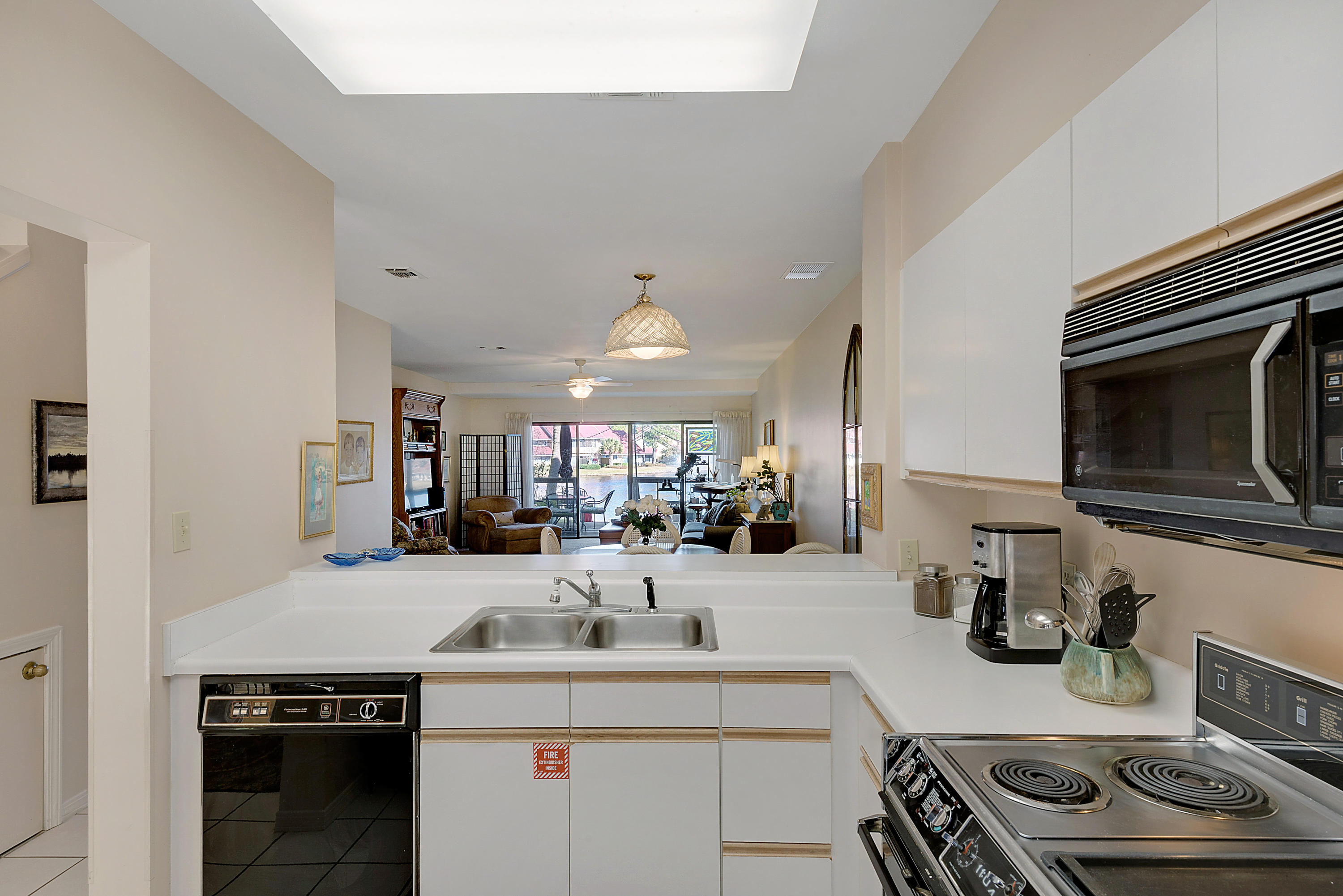 BEACHWALK VILLAS PH 09 - Residential