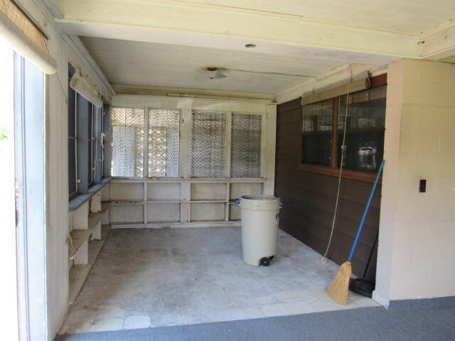 CRESTVIEW HEIGHTS 1ST ADDN - Residential