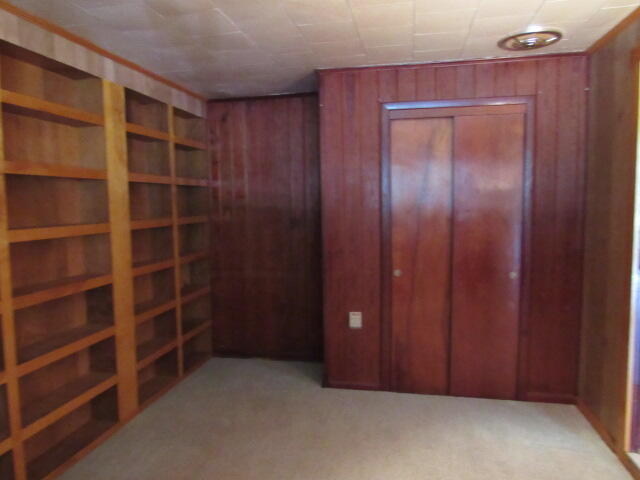 CRESTVIEW HEIGHTS 1ST ADDN - Residential