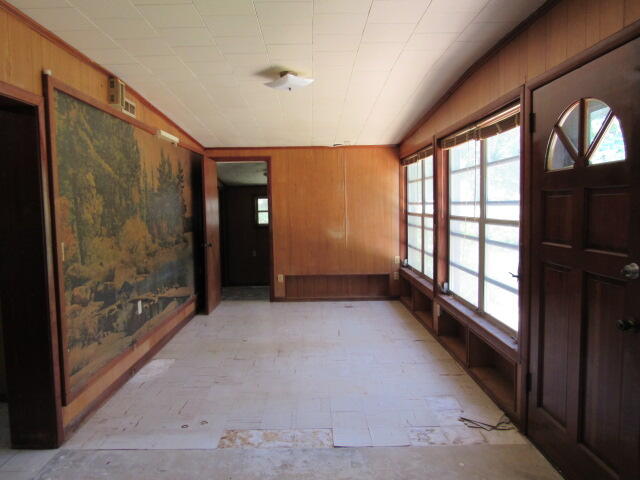 CRESTVIEW HEIGHTS 1ST ADDN - Residential