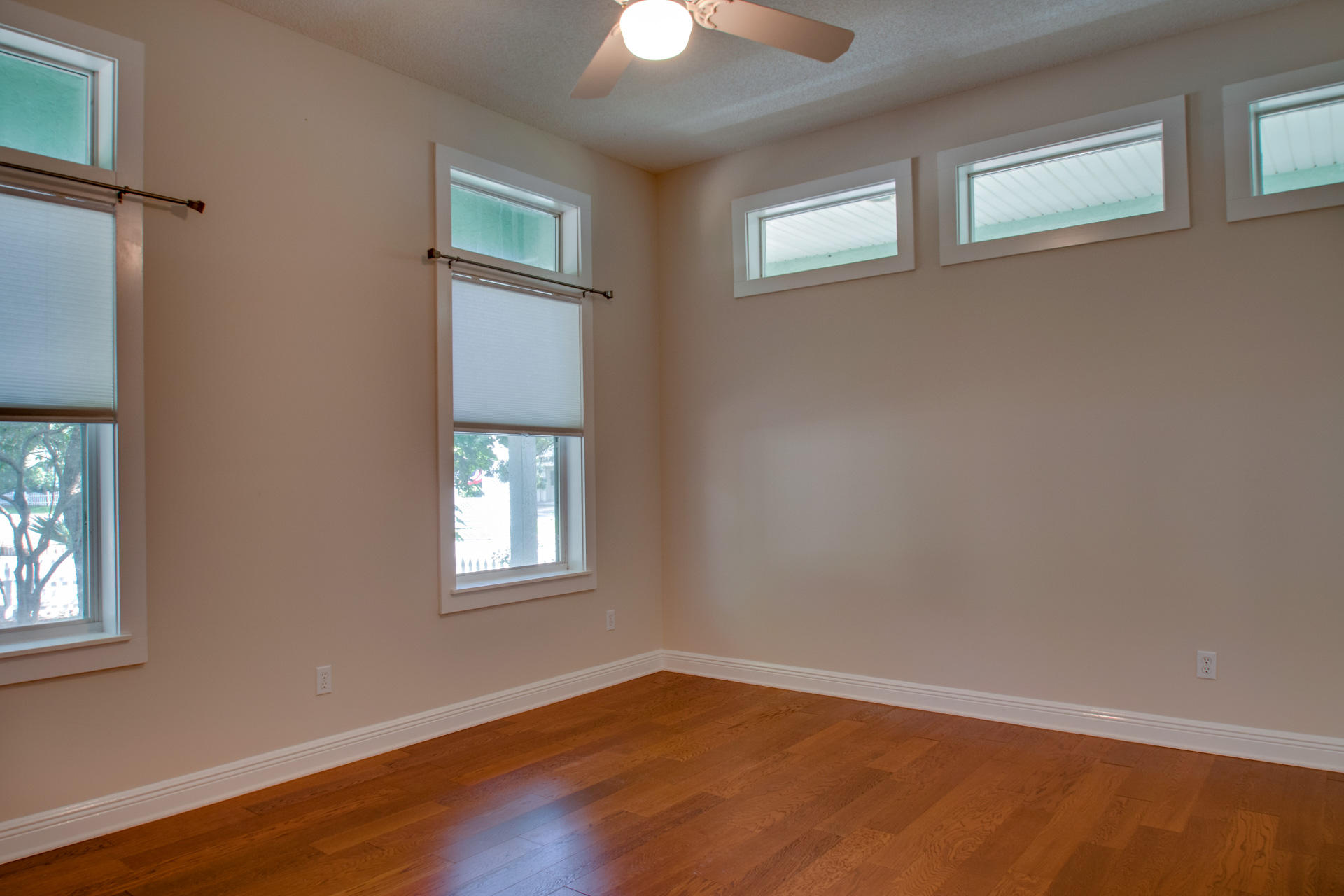 SEABREEZE - Residential